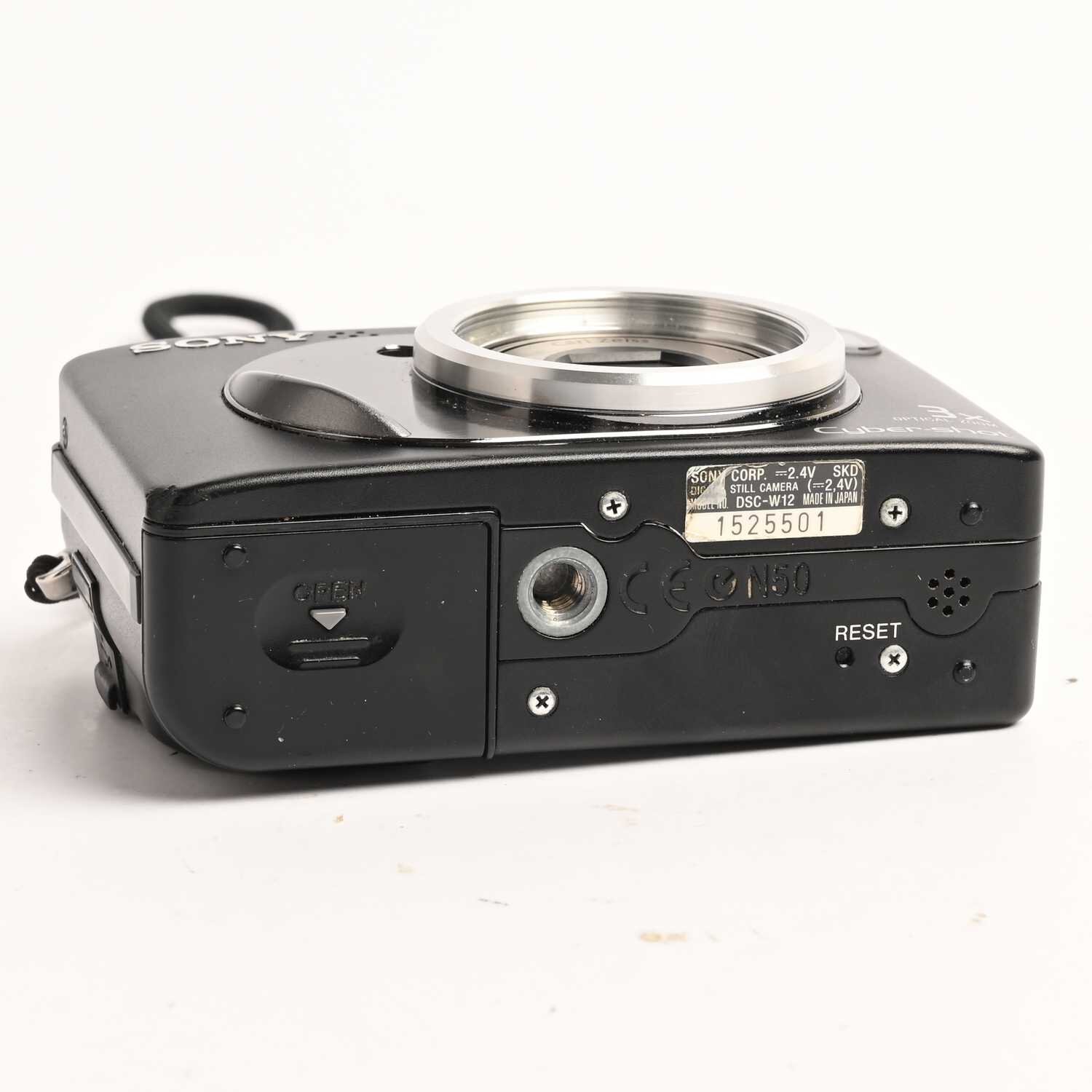 Sony Cyber shot DSC-W12 smart zoom 5,1 Mega Pixel MPEGMOVIE VX
