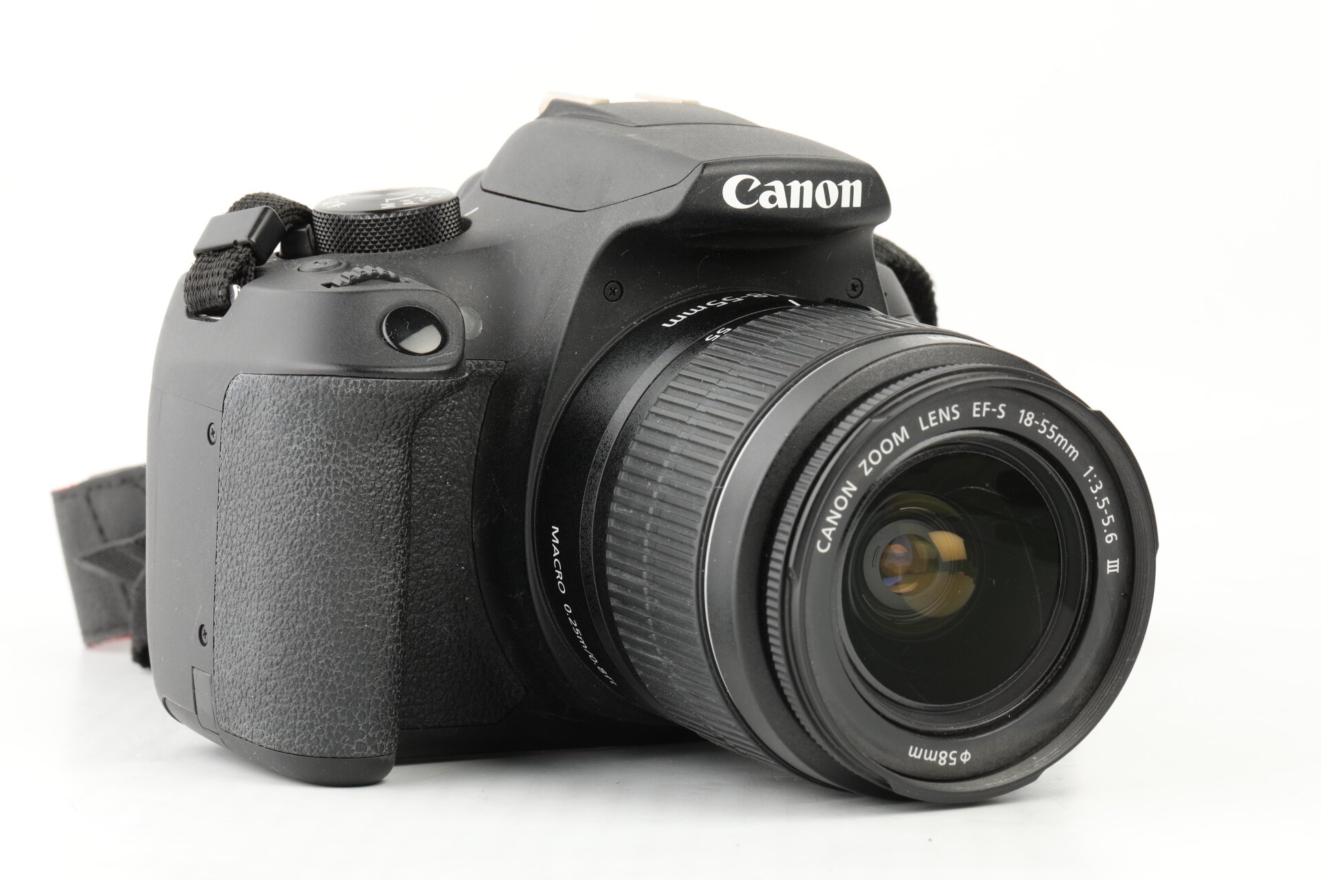 Canon EOS 1300D Gehäuse + EF-S 18-55mm 3,5-5,6 III ca 4000 Auslösungen