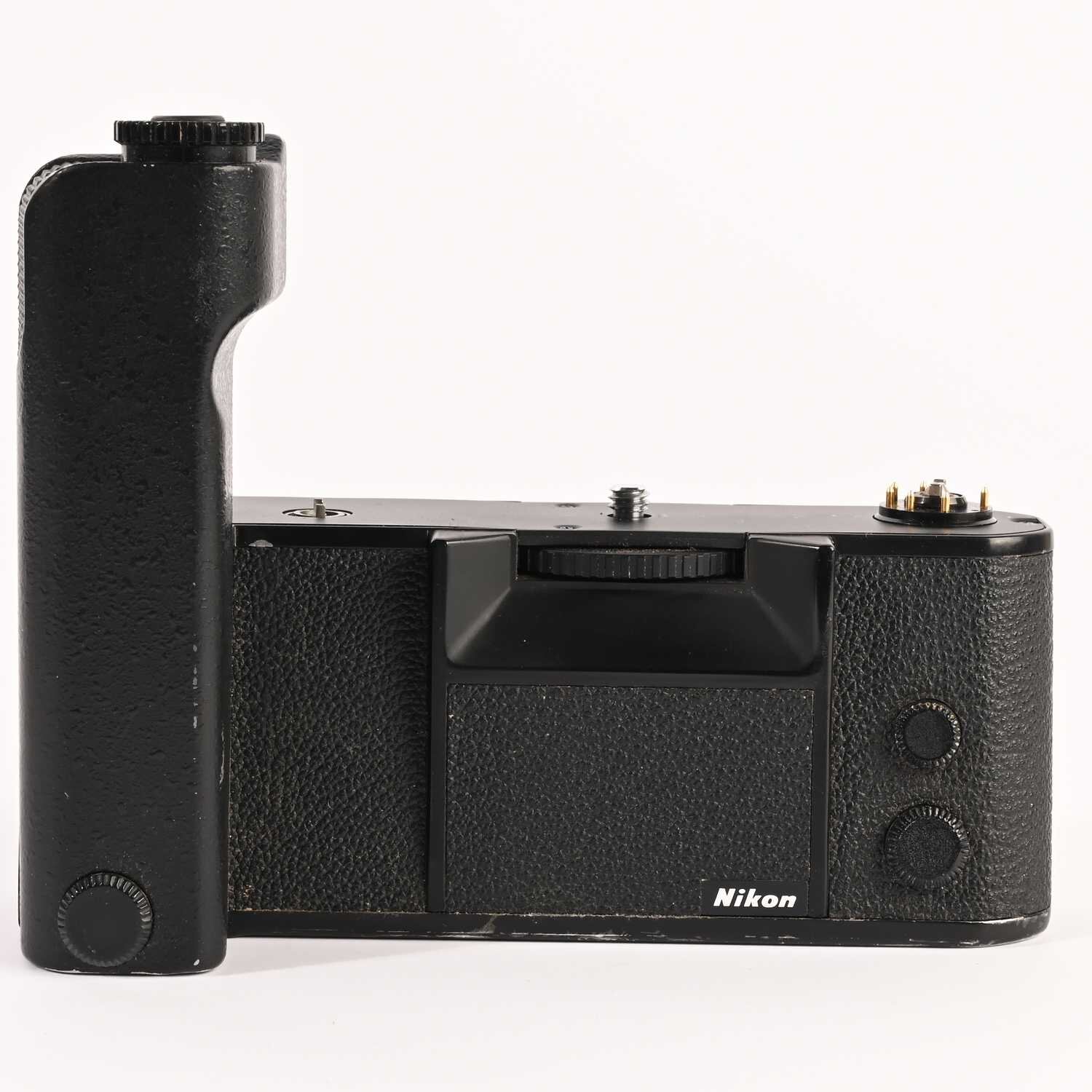 Nikon F3 mit MD-4 analoge SLR Kamera