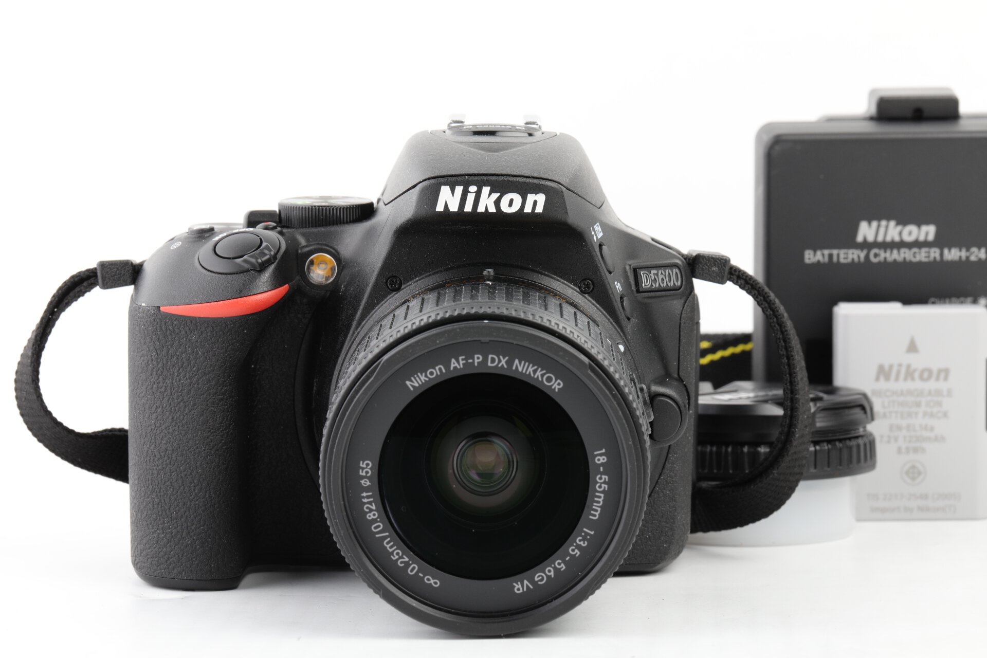 Nikon D5600 + AF-P DX 18-55mm 3,5-5,6G VR Nikkor