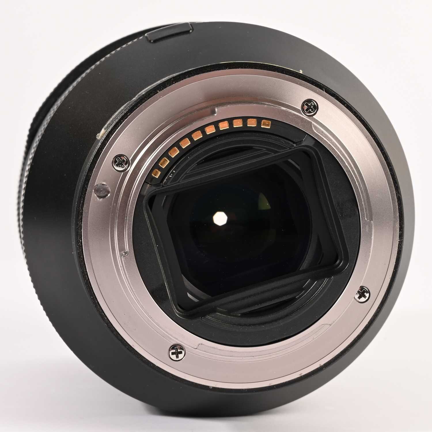 Sony FE 24-240 mm f/3,5-6,3 OSS 10x Superzoom