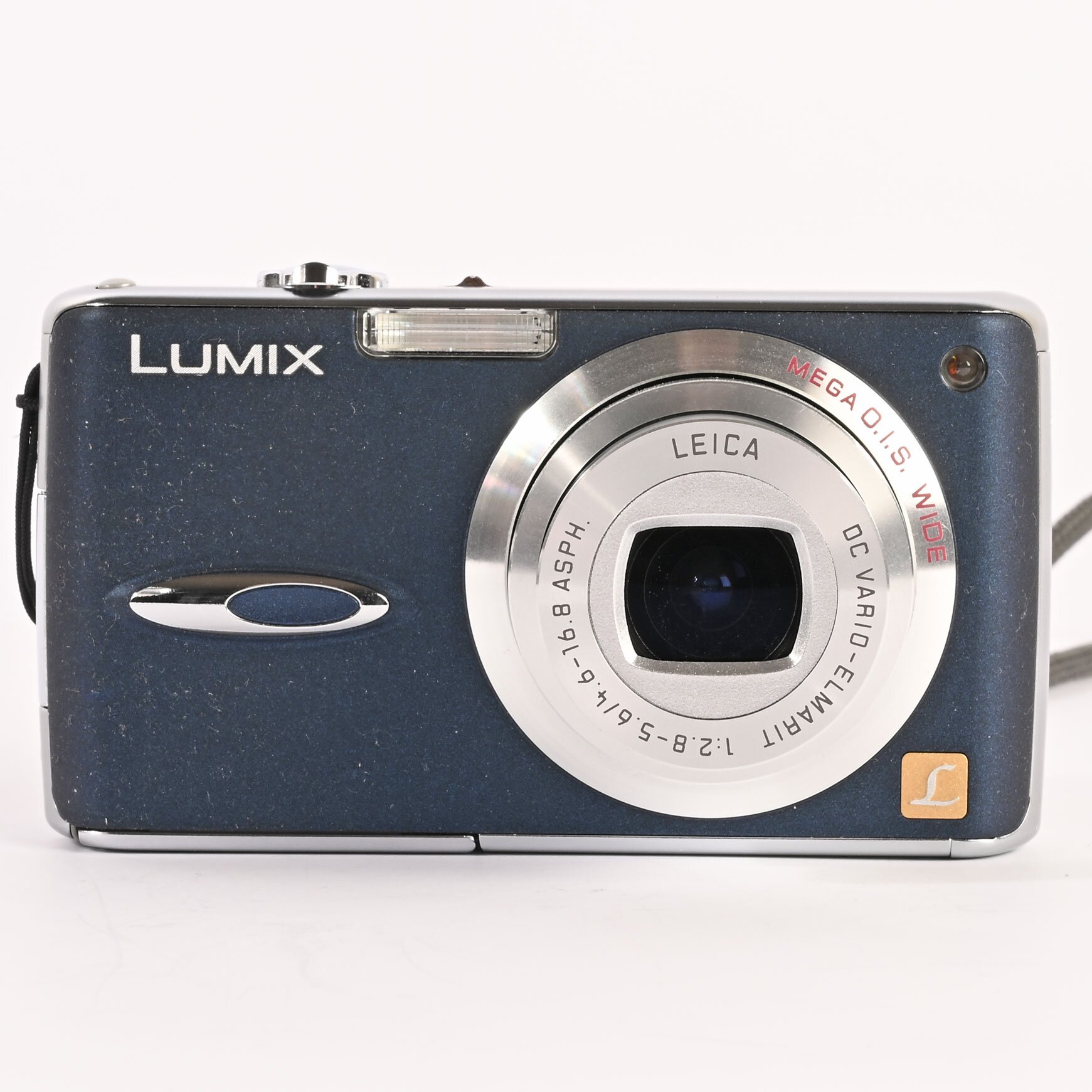 Panasonic DMC-FX01 4.6-16.8/2,8-5,6