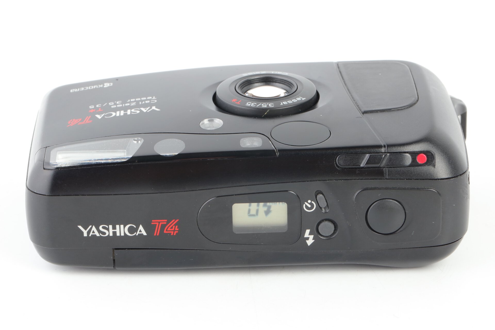 Yashica T4 Carl Zeiss T* Tessar 3,5/35mm