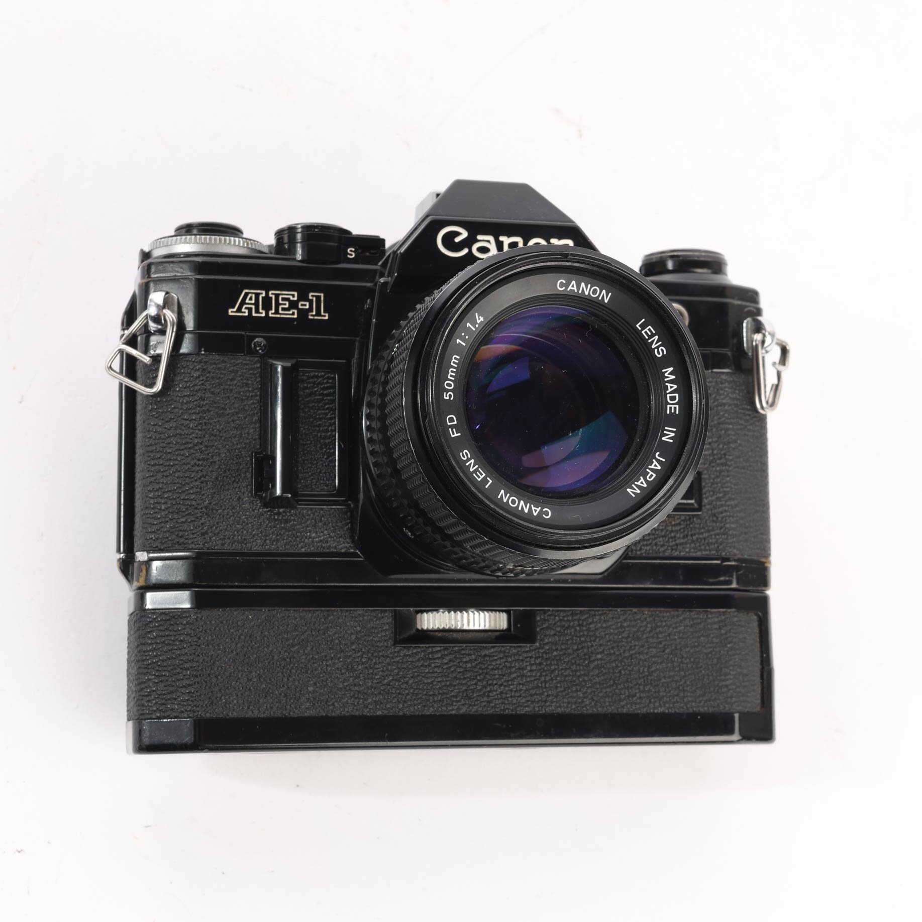 Canon AE-1 Canon Leins FD 50/1,4 black motor