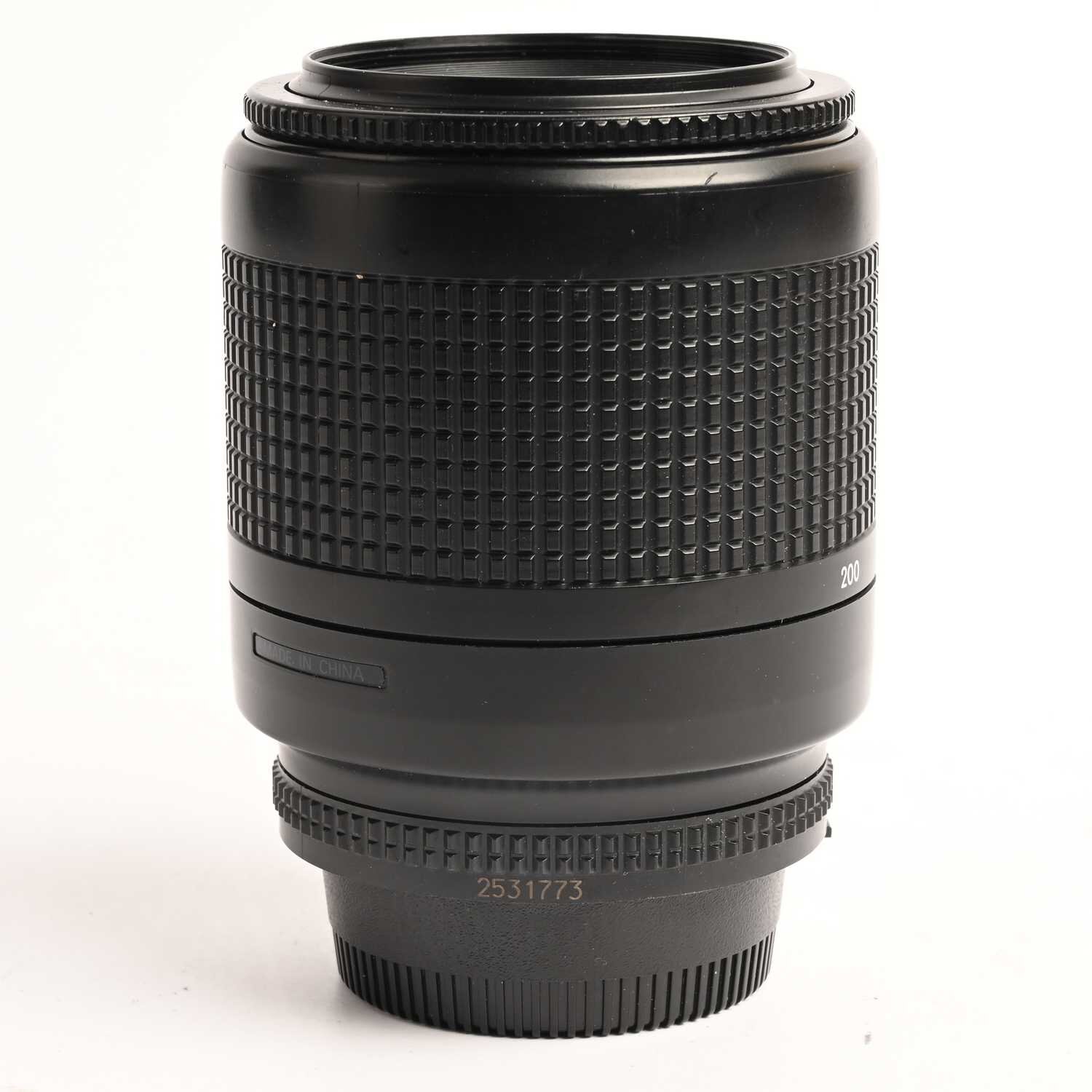 Nikon D5000 DSLR-Kamera 12,3 MP
