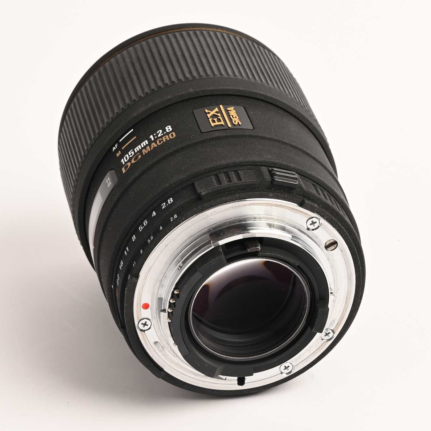 Sigma EX 105mm 2.8 DG Macro HSM OS Nikon F