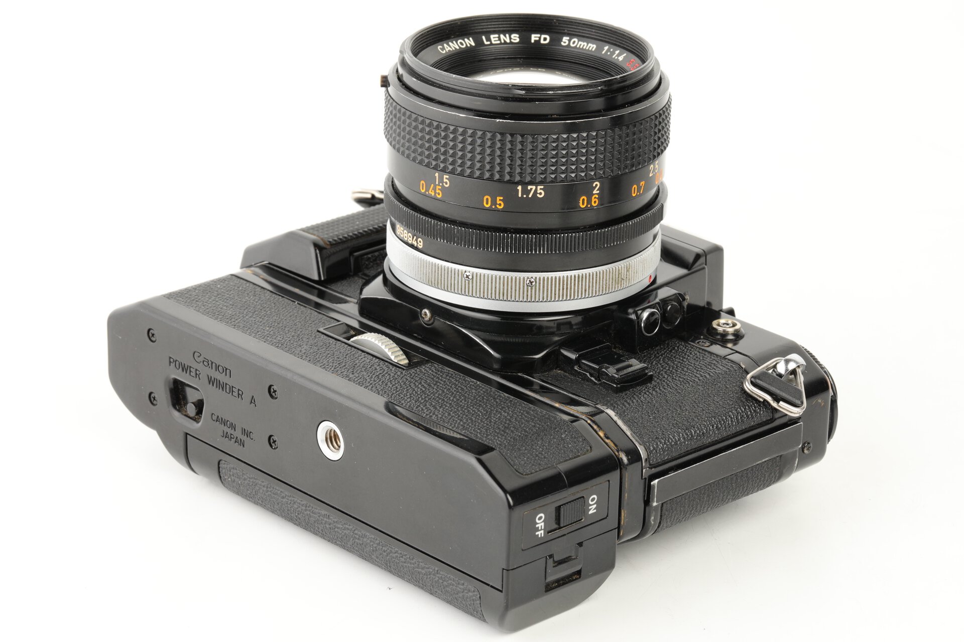 Canon A-1 + FD 50mm 1,4 S.S.C. + Power Winder A