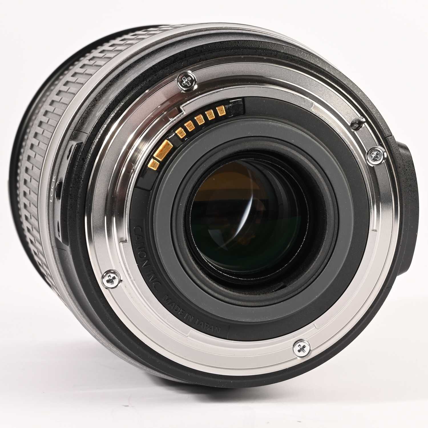 Canon EF-S 3,5-5,6/18-200mm IS