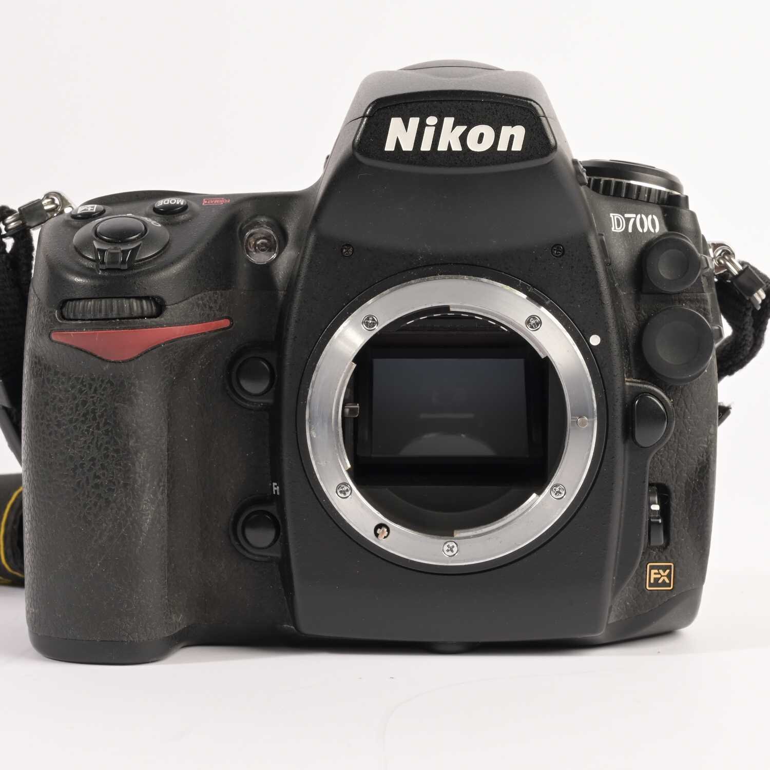 Nikon D700 Gehäuse 12MP digitla SLR