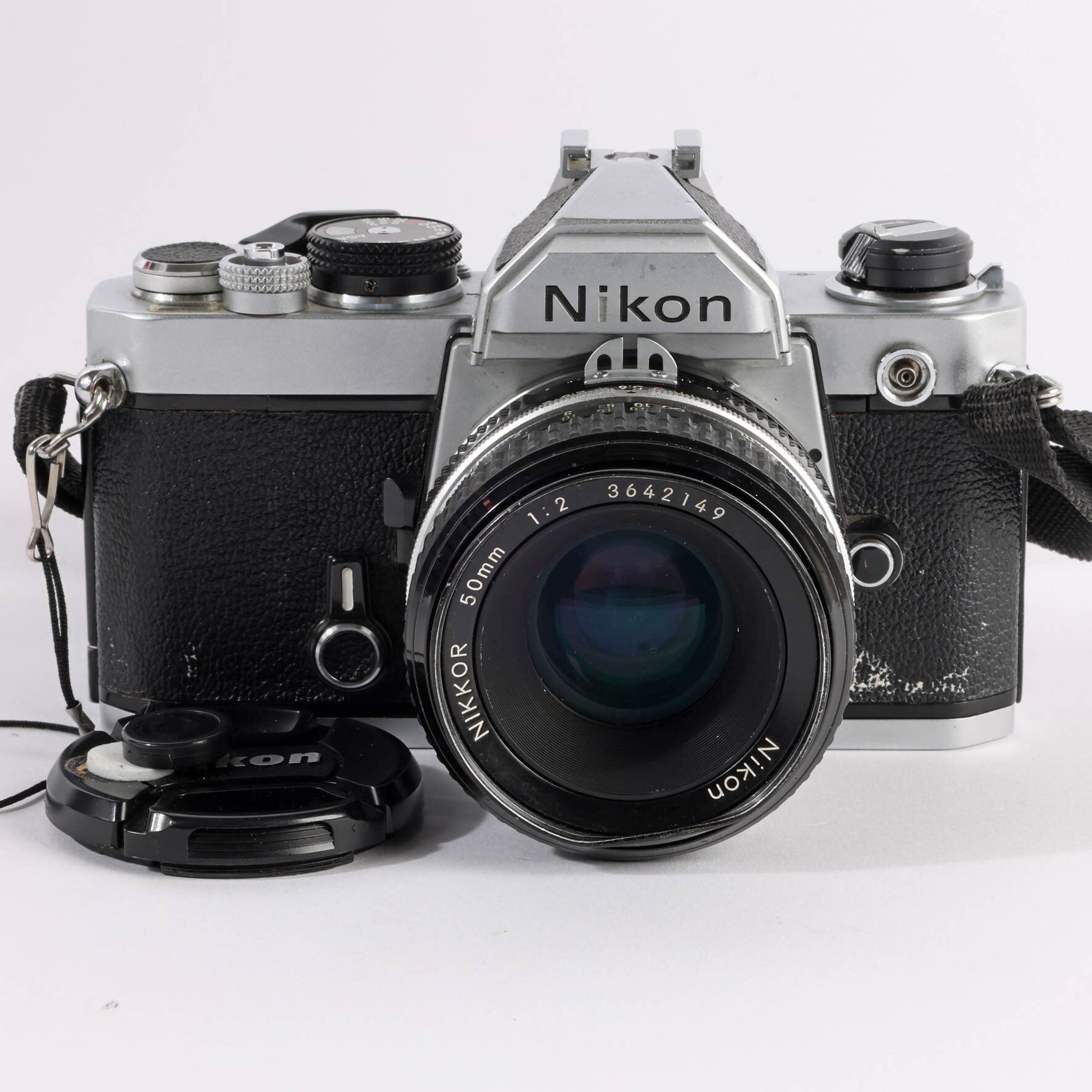 Nikon FM Analog Spiegelreflex Nikkor 2/50 mm