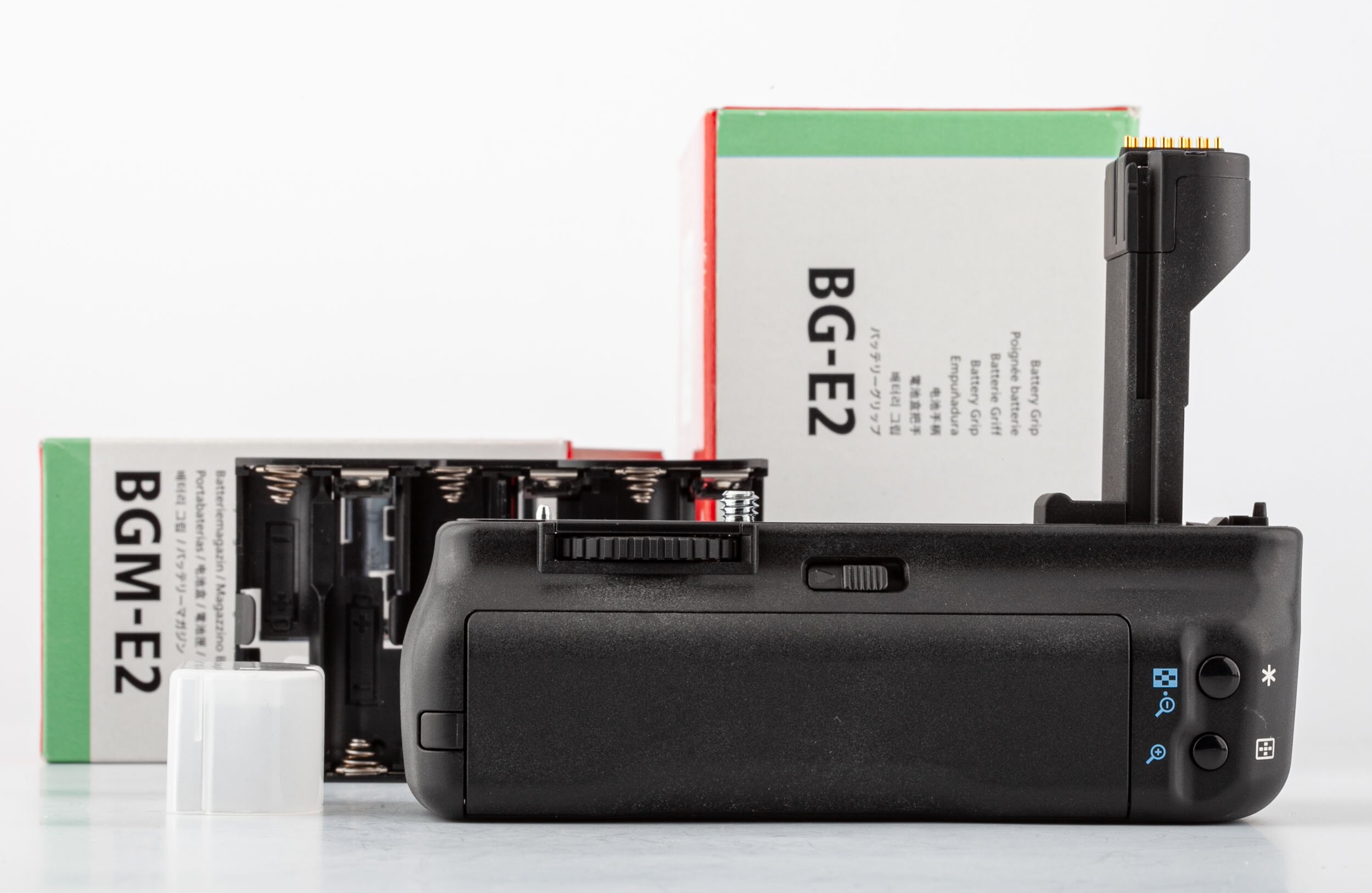 Canon EOS 20D Gehäuse ca. 15.000 Auslösungen + BG-E2 Batteriehandgriff