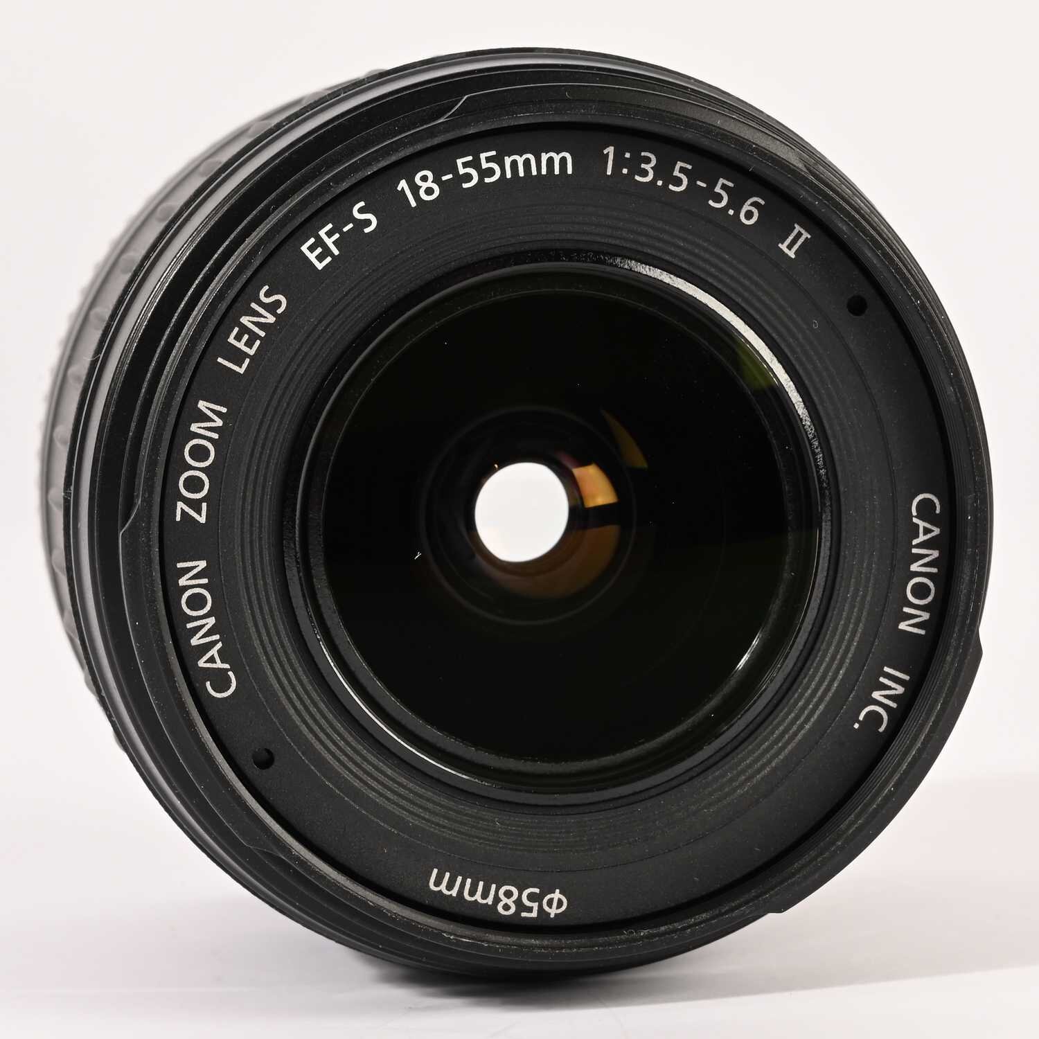 Canon EF-S 18-55mm f3.5-5.6 II