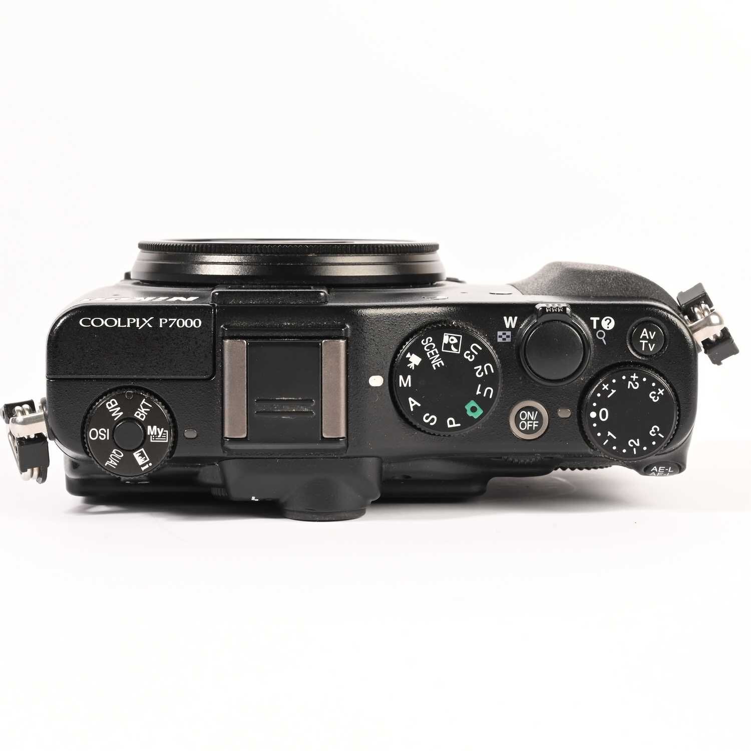 Nikon Coolpix P7000 10,1MP Digitalkamera Kamera Schwarz Kompakt