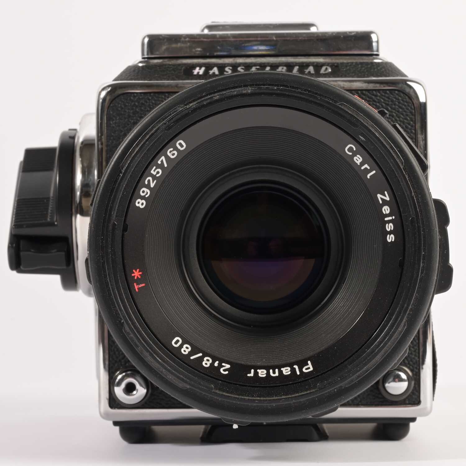 Hasselblad 503CW chrome 3010243 + CFi 2,8/80mm Planar + A12 Magazin