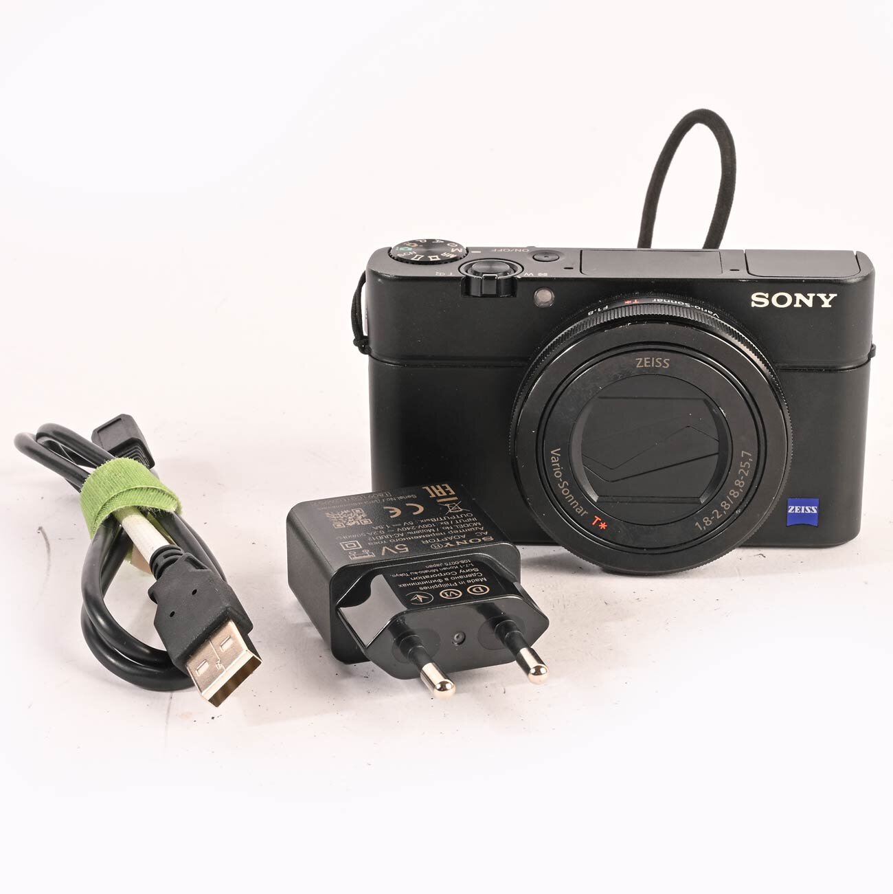 Sony Cyber-shot RX100 III DSC-RX100M3 20.1MP 2.9x Zoom Digitalkamera Schwarz