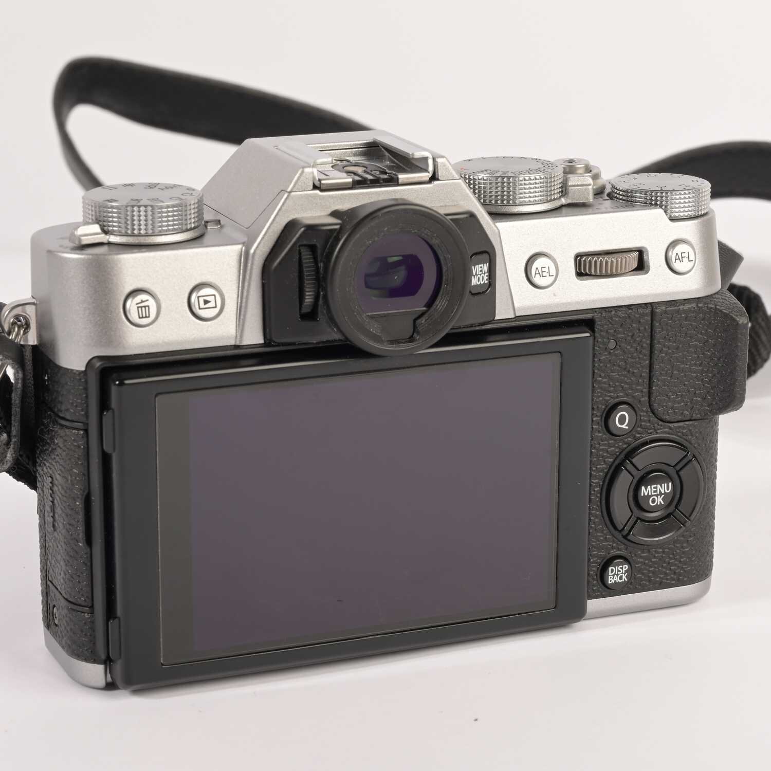 Fujifilm X-T20 Spiegellose Systemkamera XC 3,5-5,6/15-45 mm