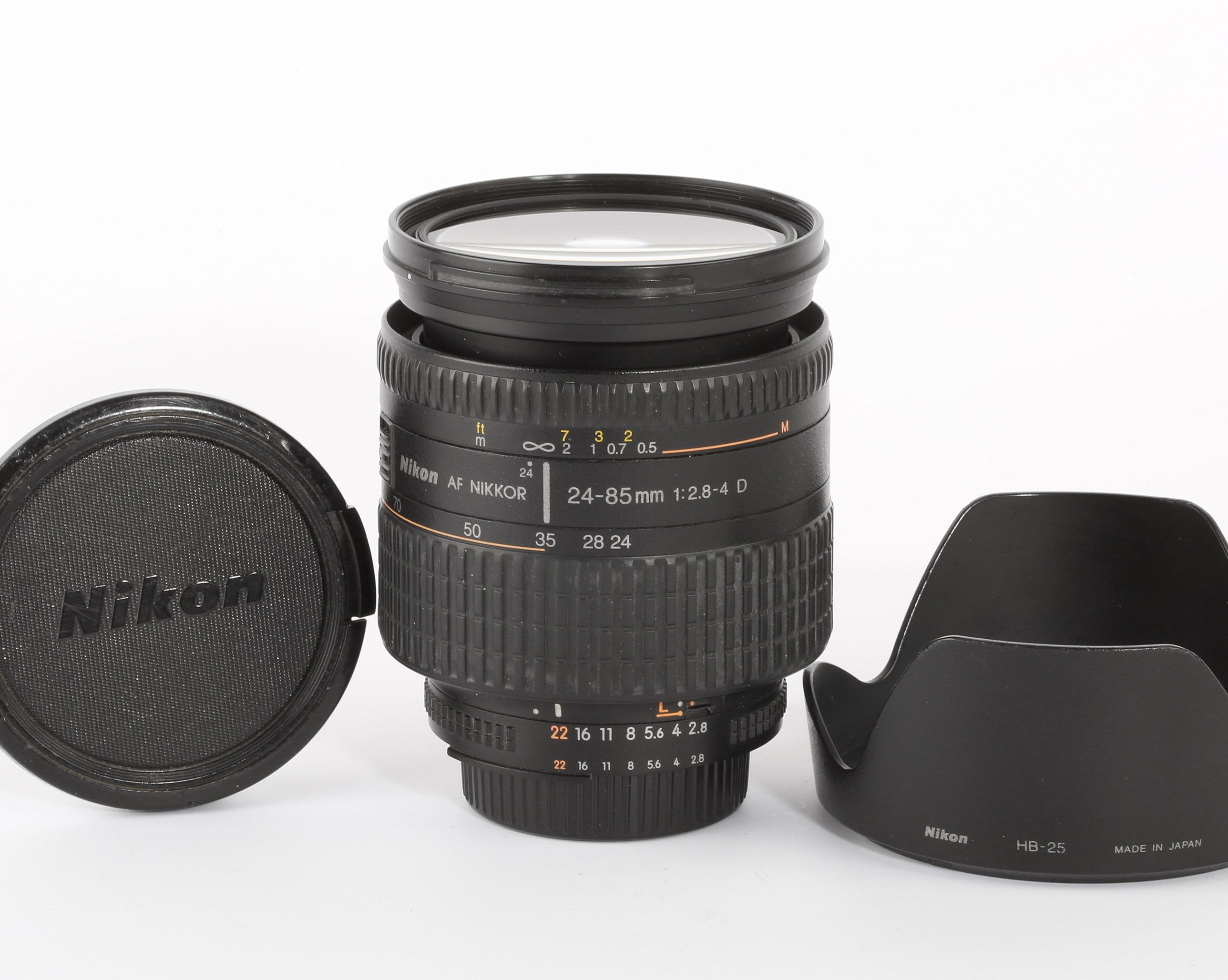 Nikon AF Nikkor 24-85mm 2,8-4,0 D