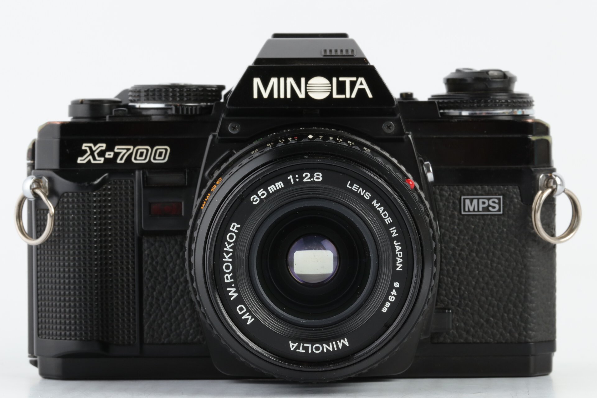 Minolta X-700 + Minolta MD 2,8/35mm W.Rokkor + Multi Function Back
