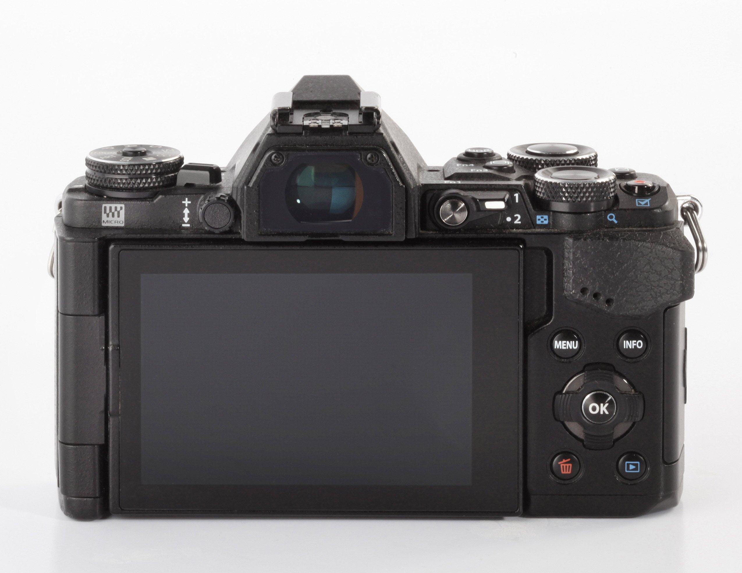Olympus OM-D E-M5II 618 Auslösungen + 12-45mm