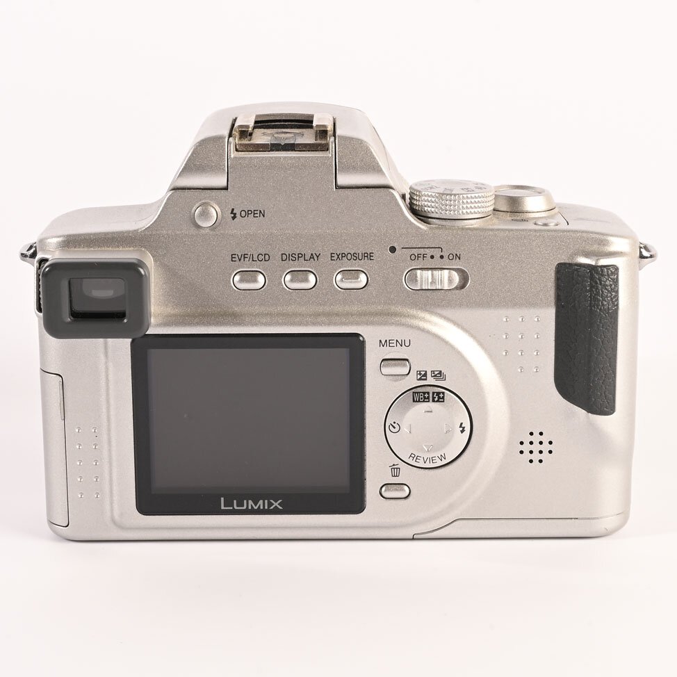 Panasonic LUMIX DM-FZ20 Digitalkamera 5.0 MP 12 x Zoom