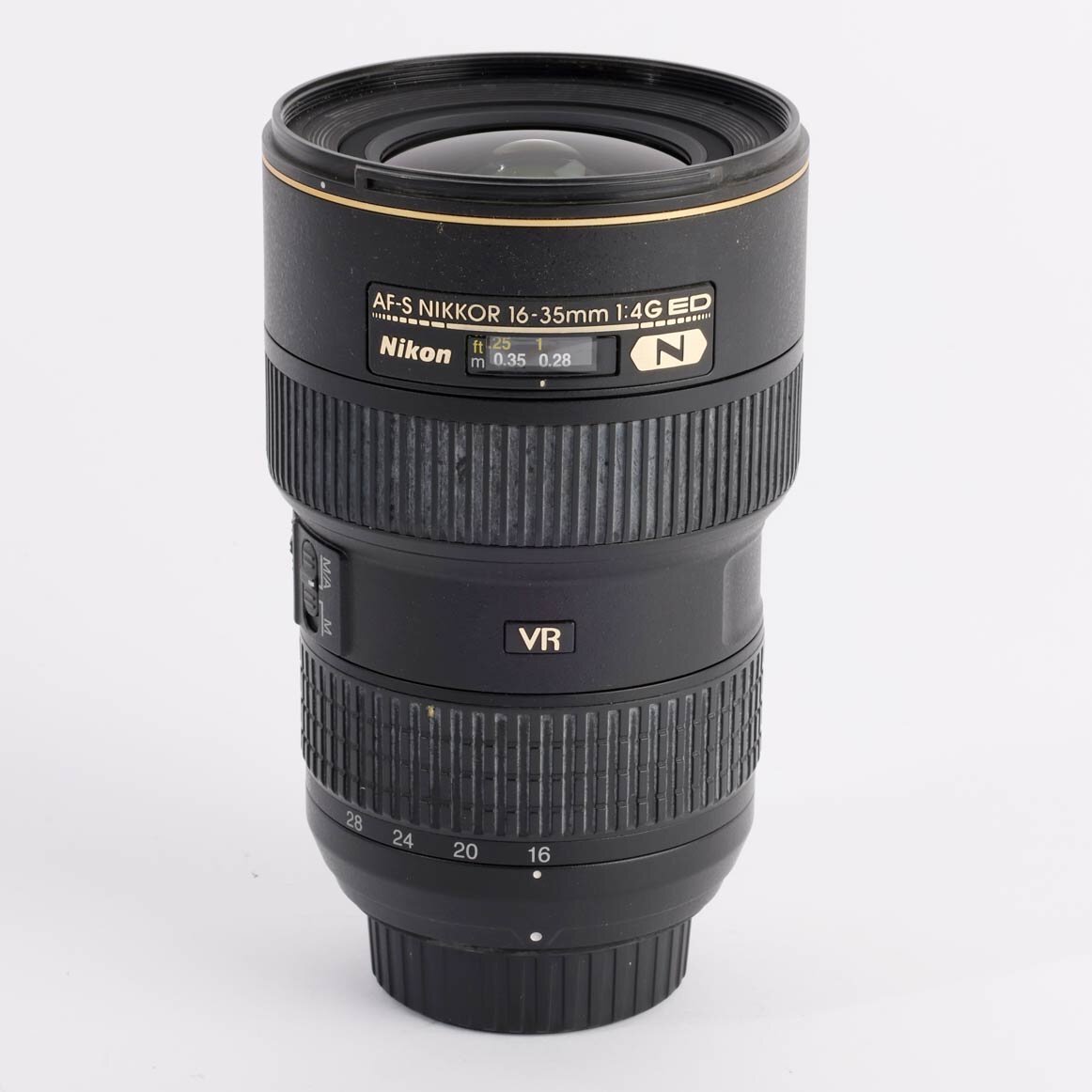 Nikon AF-S 16-35 mm f/4 G SWM VR ED IF Objektiv