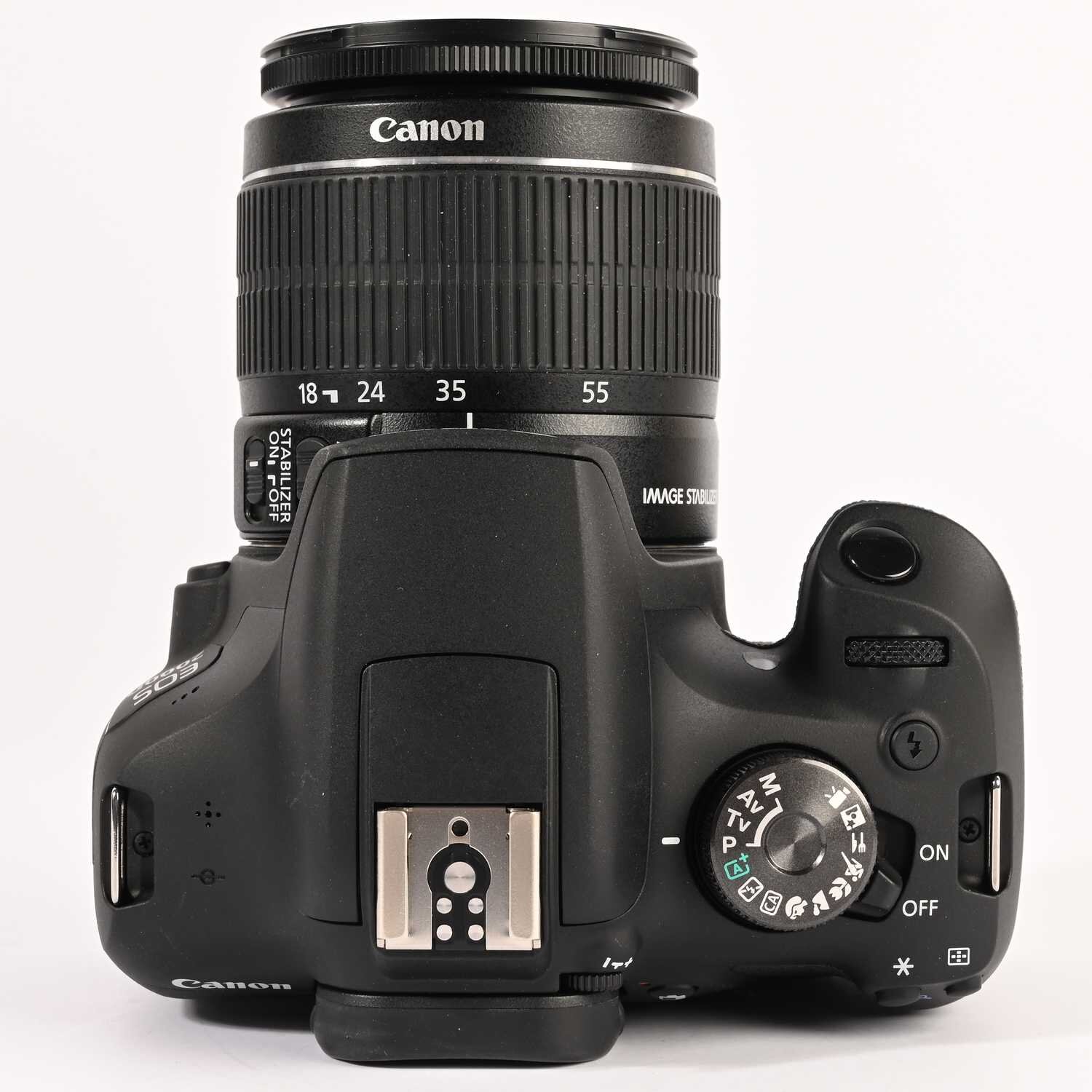 Canon EOS 2000D mit EFS 3,5-5,6IS II SLR Kamera