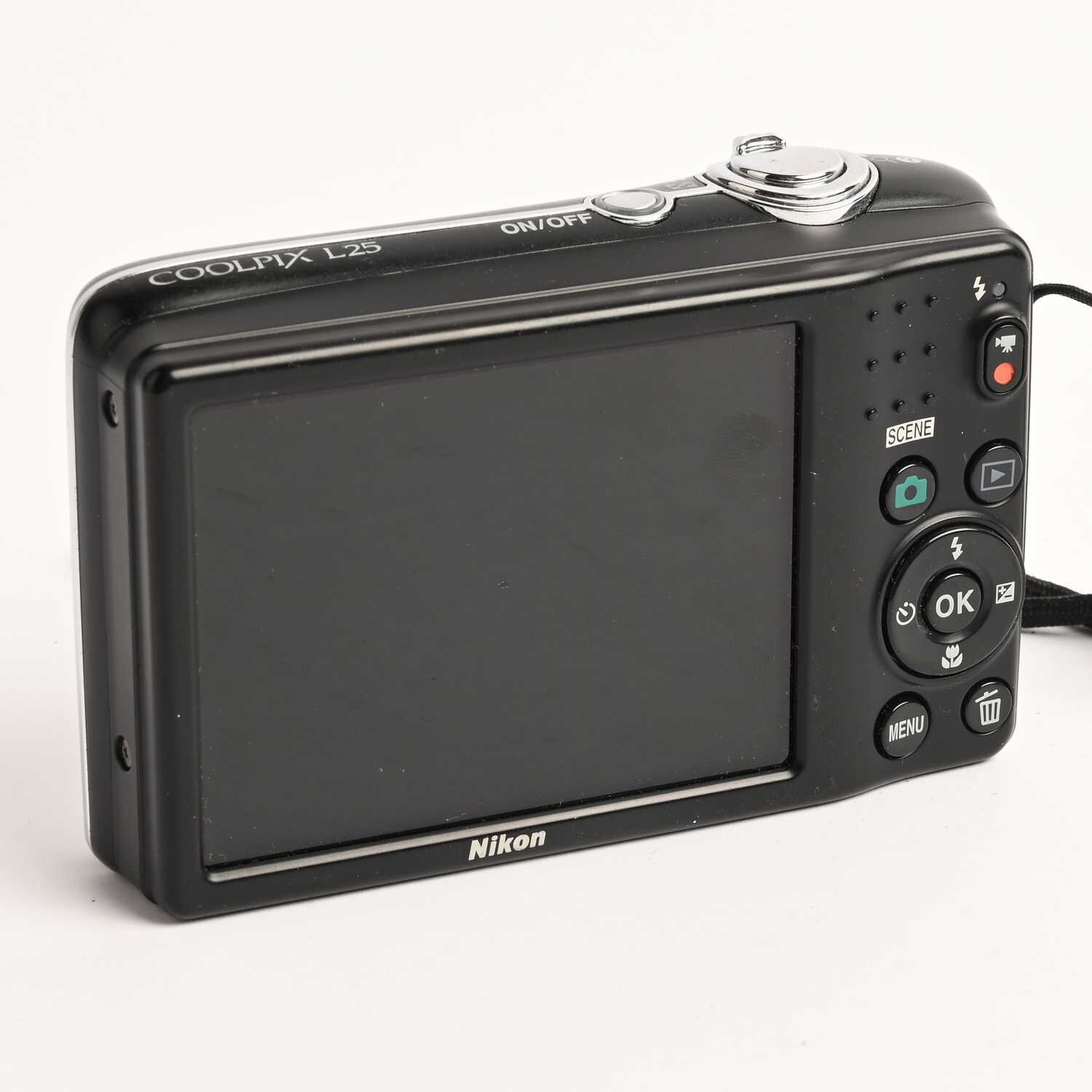 Nikon COOLPIX L25 Digitalkamera 10,1 MP 5x Zoom Silber