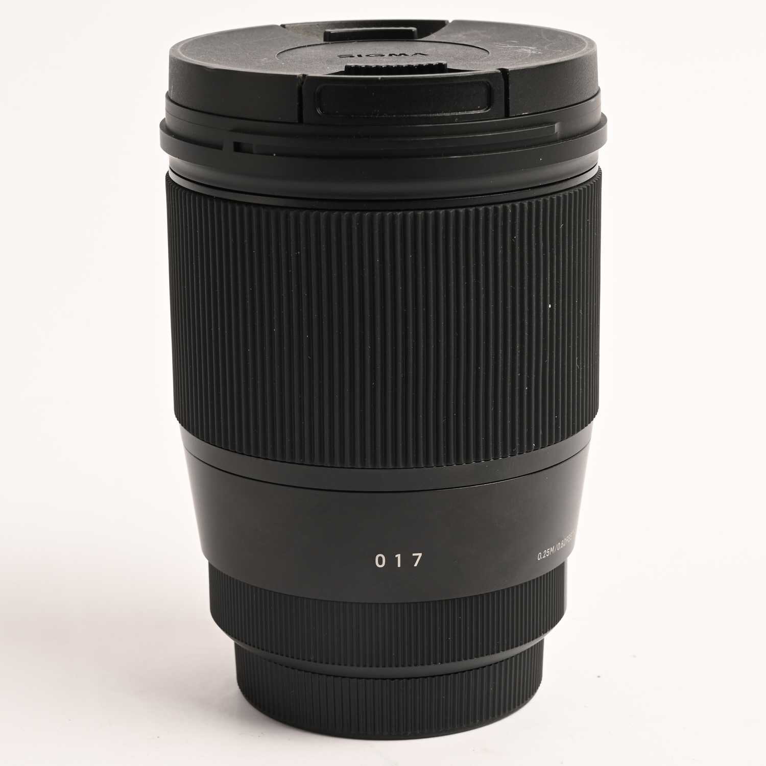 Sigma 16mm f/1.4 DC DN Contemporary AF Objektiv für MFT / M4/3