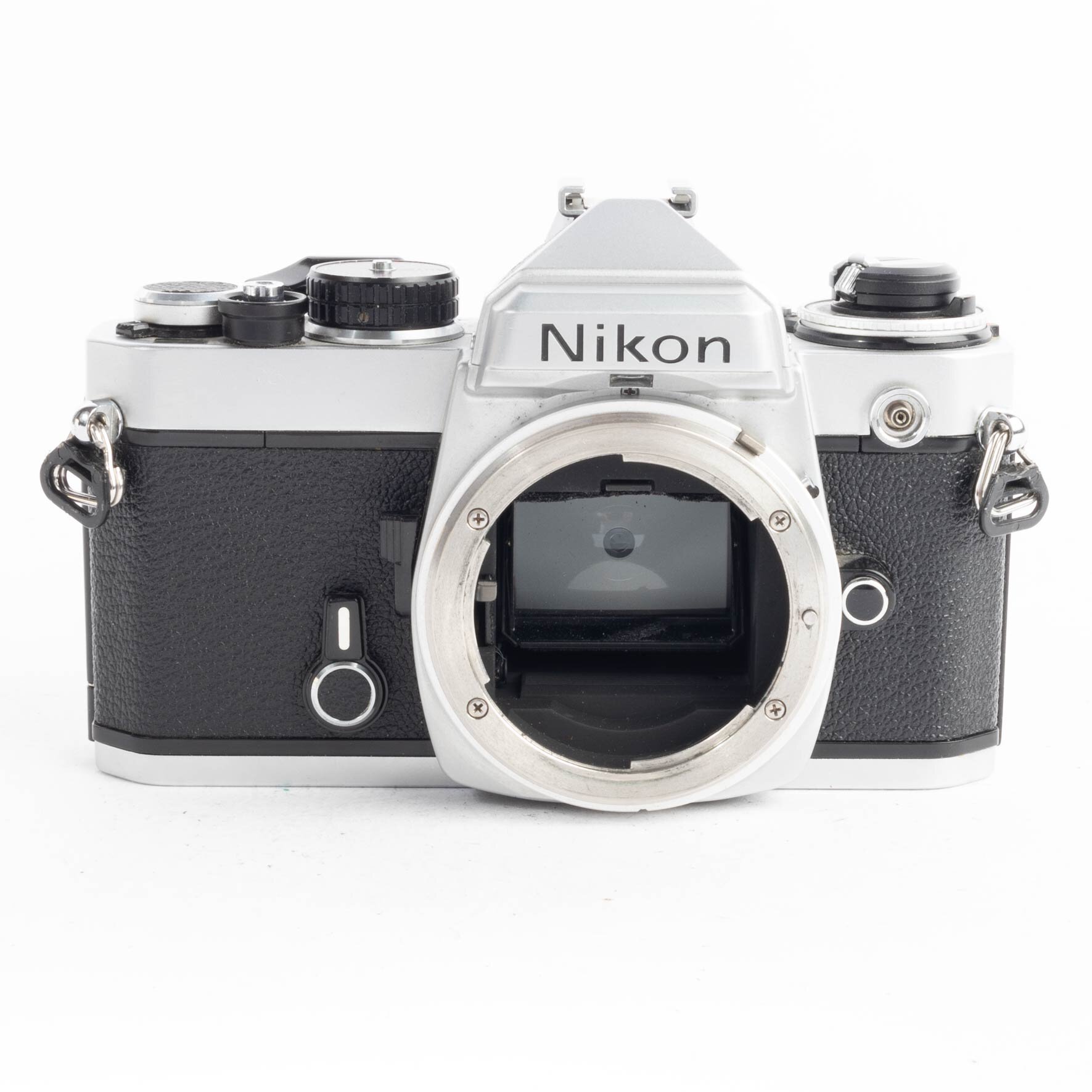 Nikon FE body