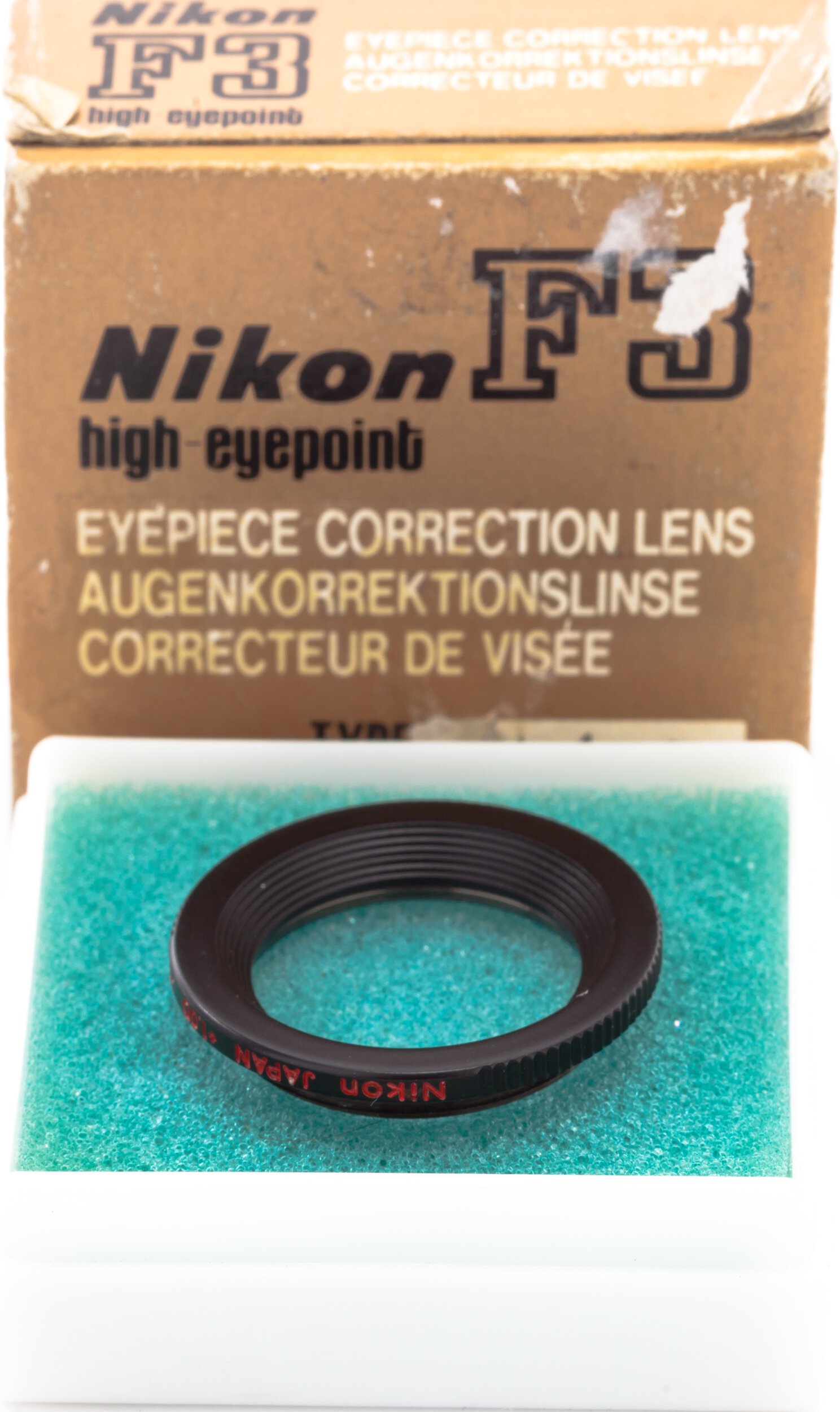 Nikon F3HP-eyepiece-correction +1