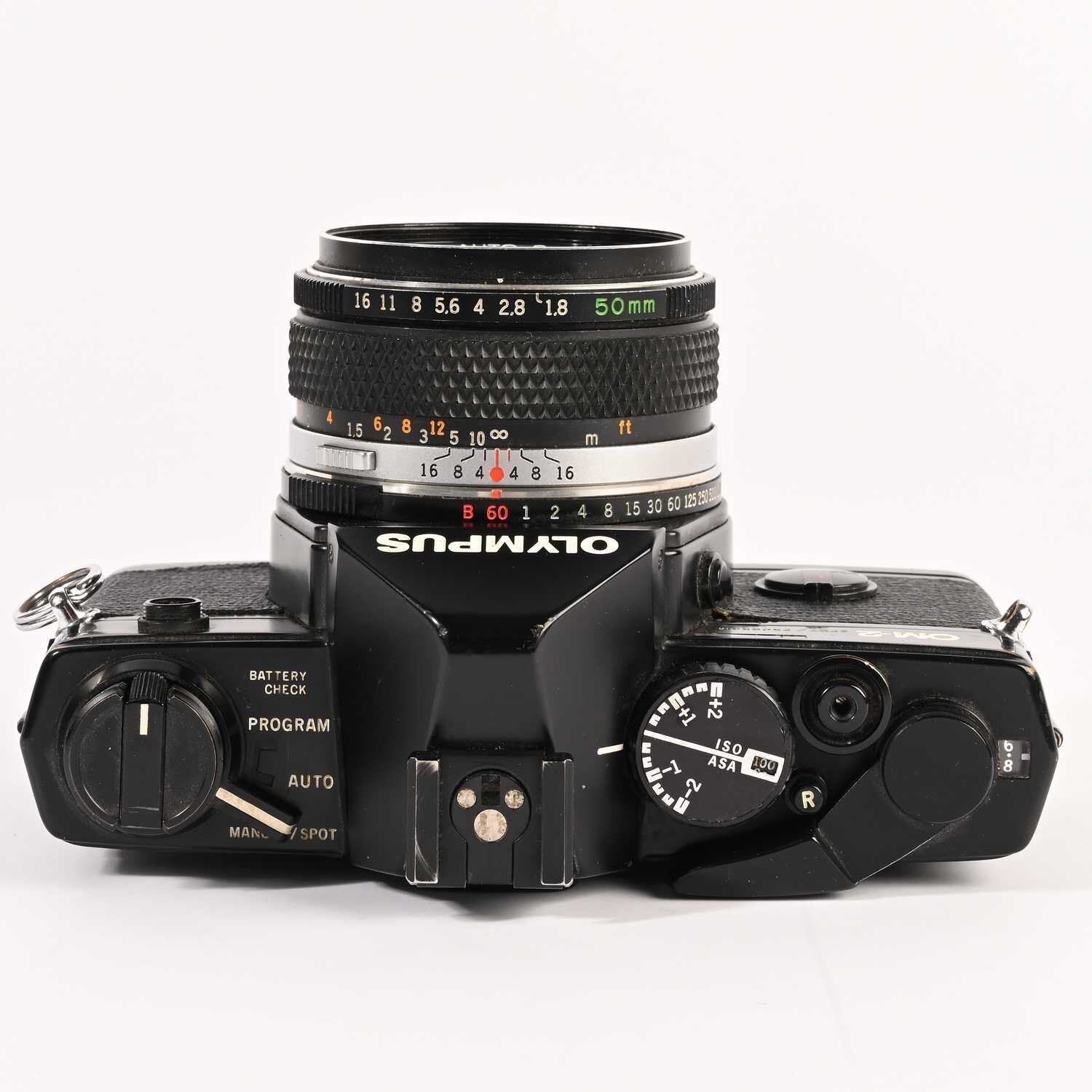 Olympus OM-2N sport/program  Zuiko Auto-S 1.8/50mm black