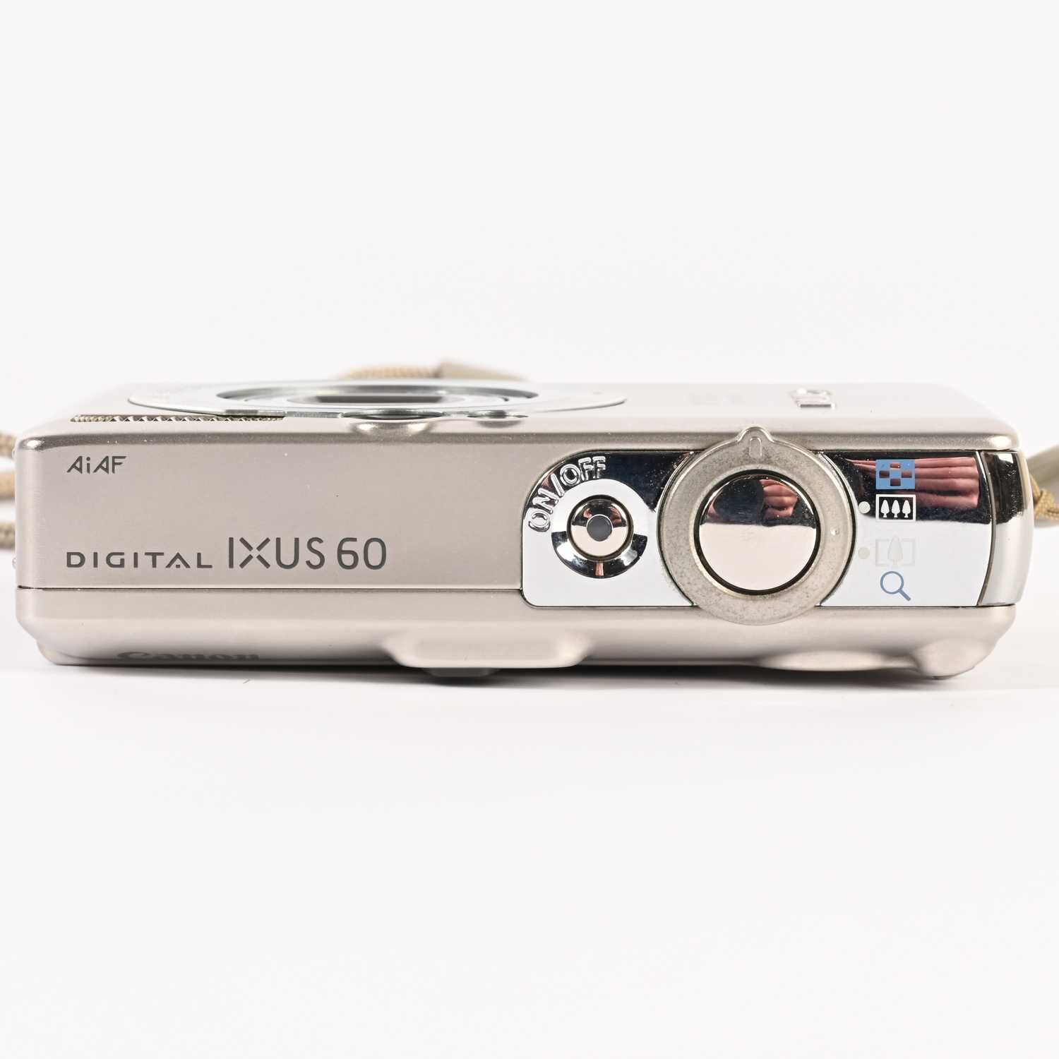 Canon Digital IXUS 60 Digitalkamera 6.0 MP Silber 3x Zoom