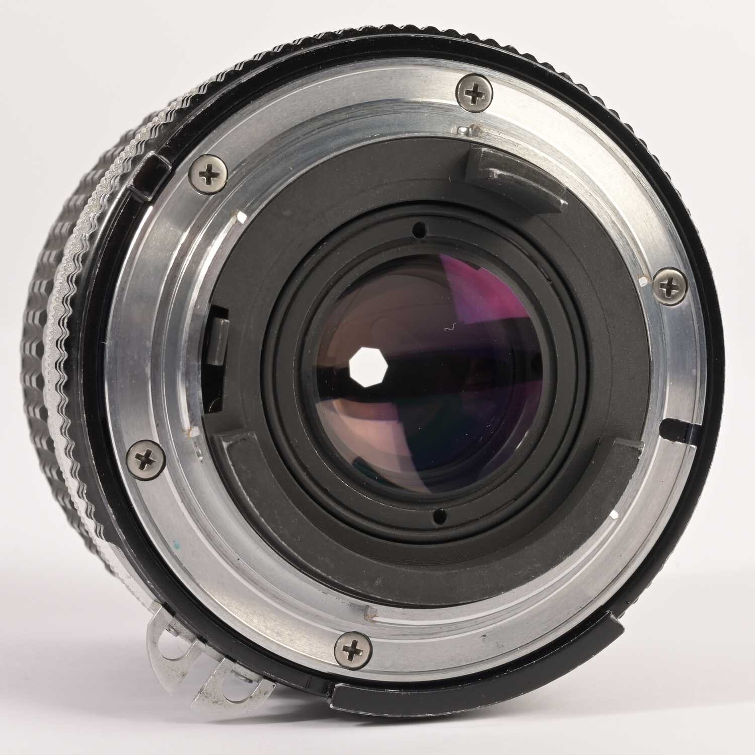 Nikon Ai-S Nikkor 24mm f/2.8 Weitwinkel MF Objektiv AIS F Mount