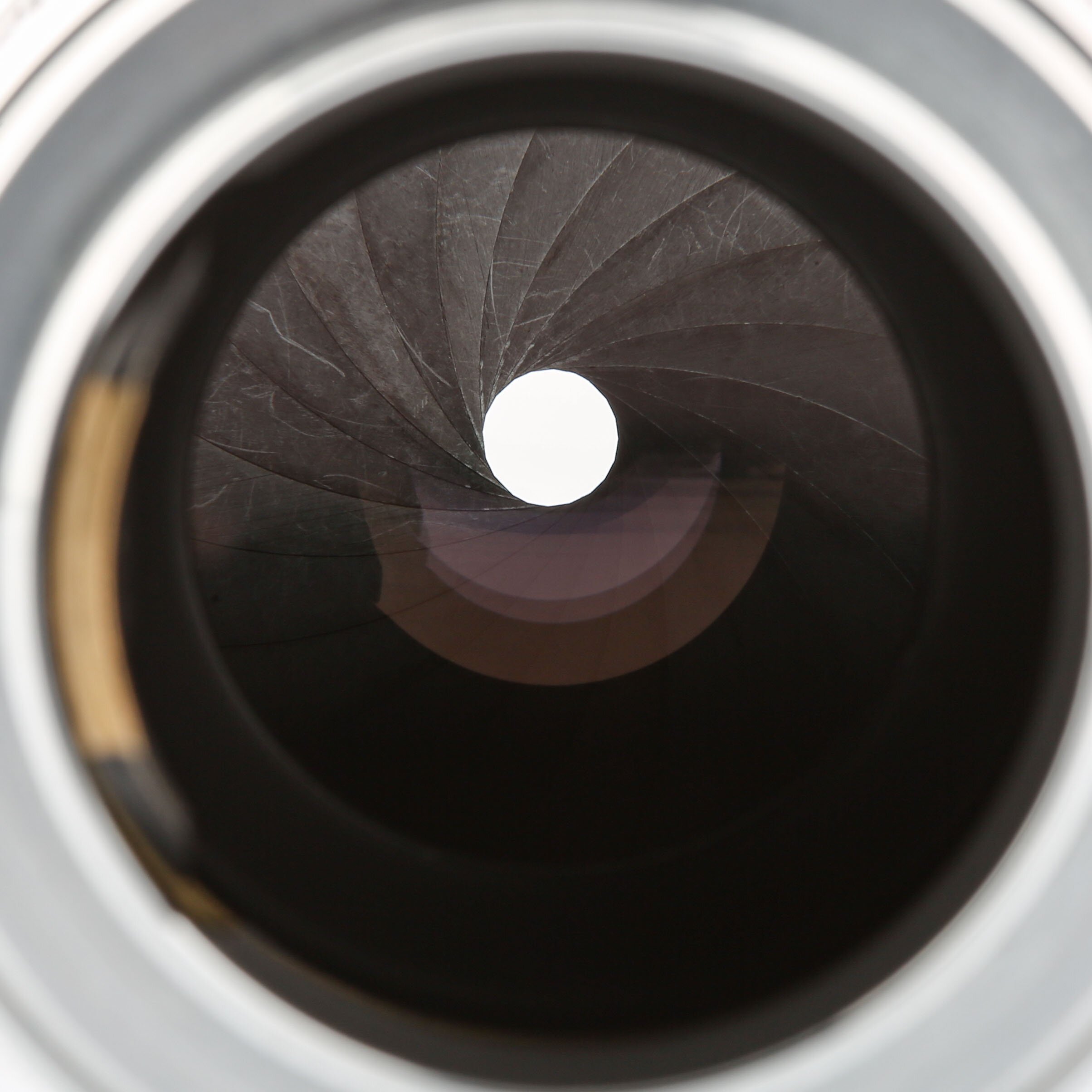 Canon Lens 1,9/85mm Leica M39