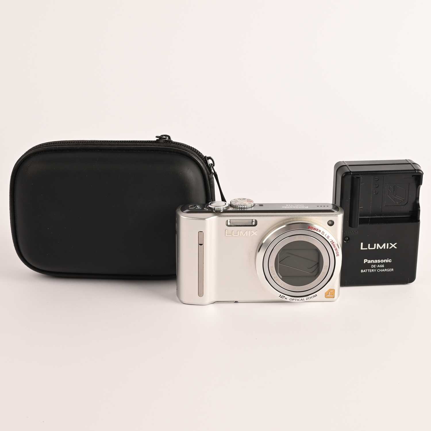 Panasonic Lumix DMC-TZ8 12.1MP silber Digitalkamera