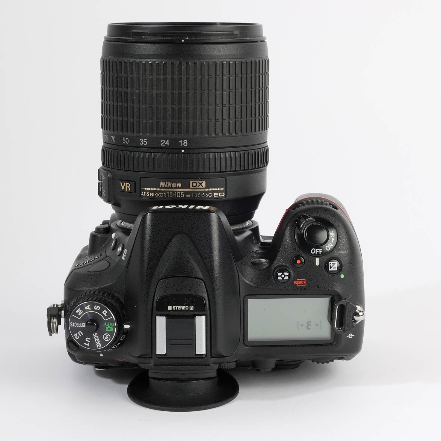 Nikon D7100 DSLR Spiegelreflexkamera  AF-S 18-105mm VR