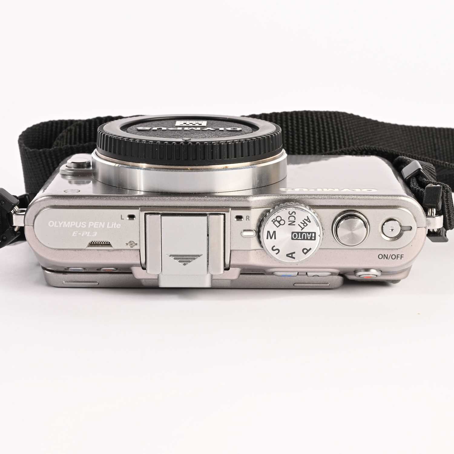 Olympus PEN E-PL3 body 12MP