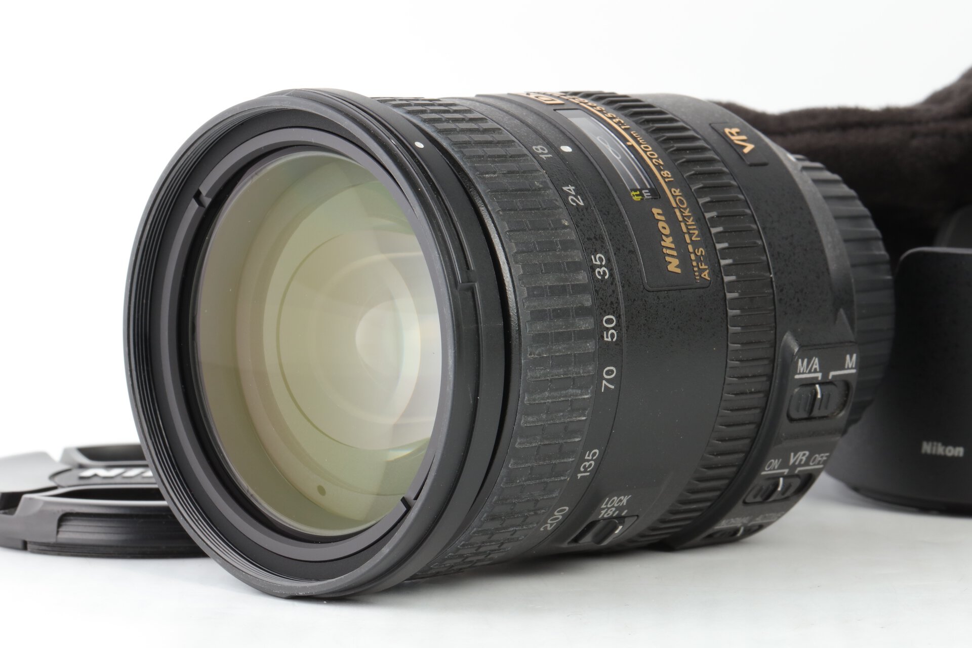 Nikon AF-S 3,5-5,6/18-200mm DX G II VR ED