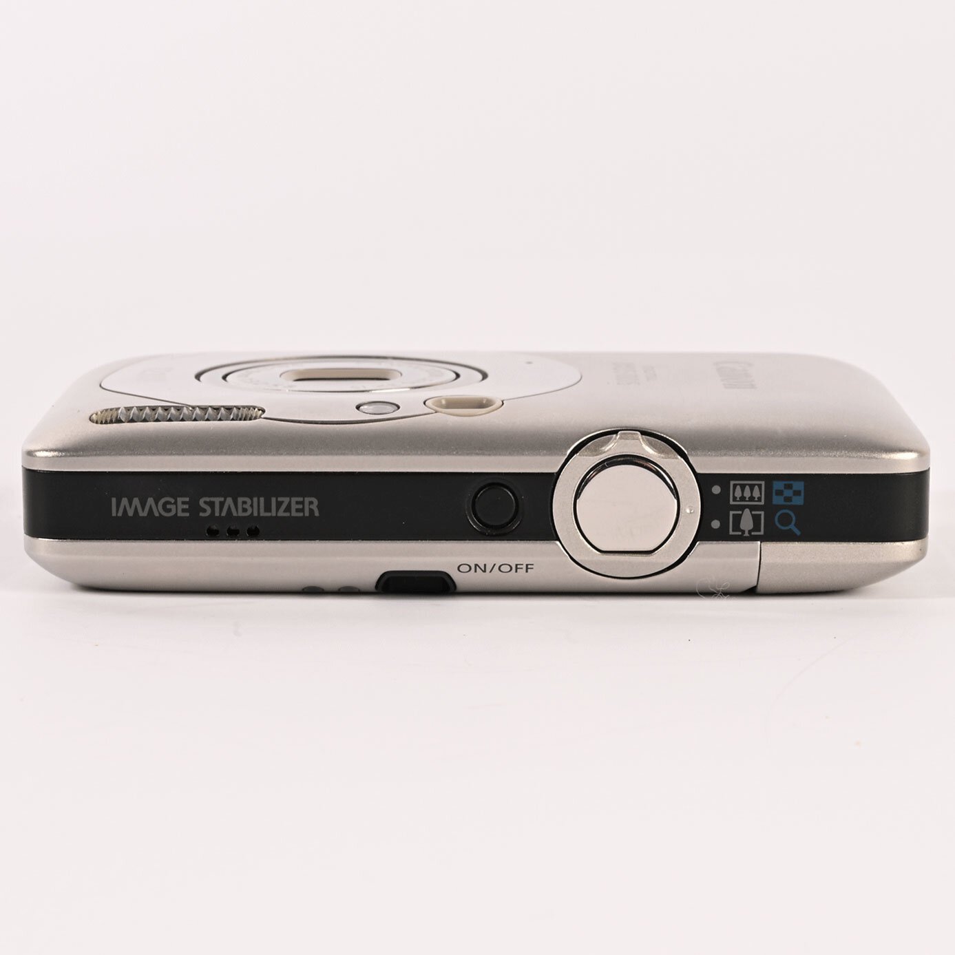 Canon IXUS 100 IS Digitalkamera Silber HDMI, 12,1 MP