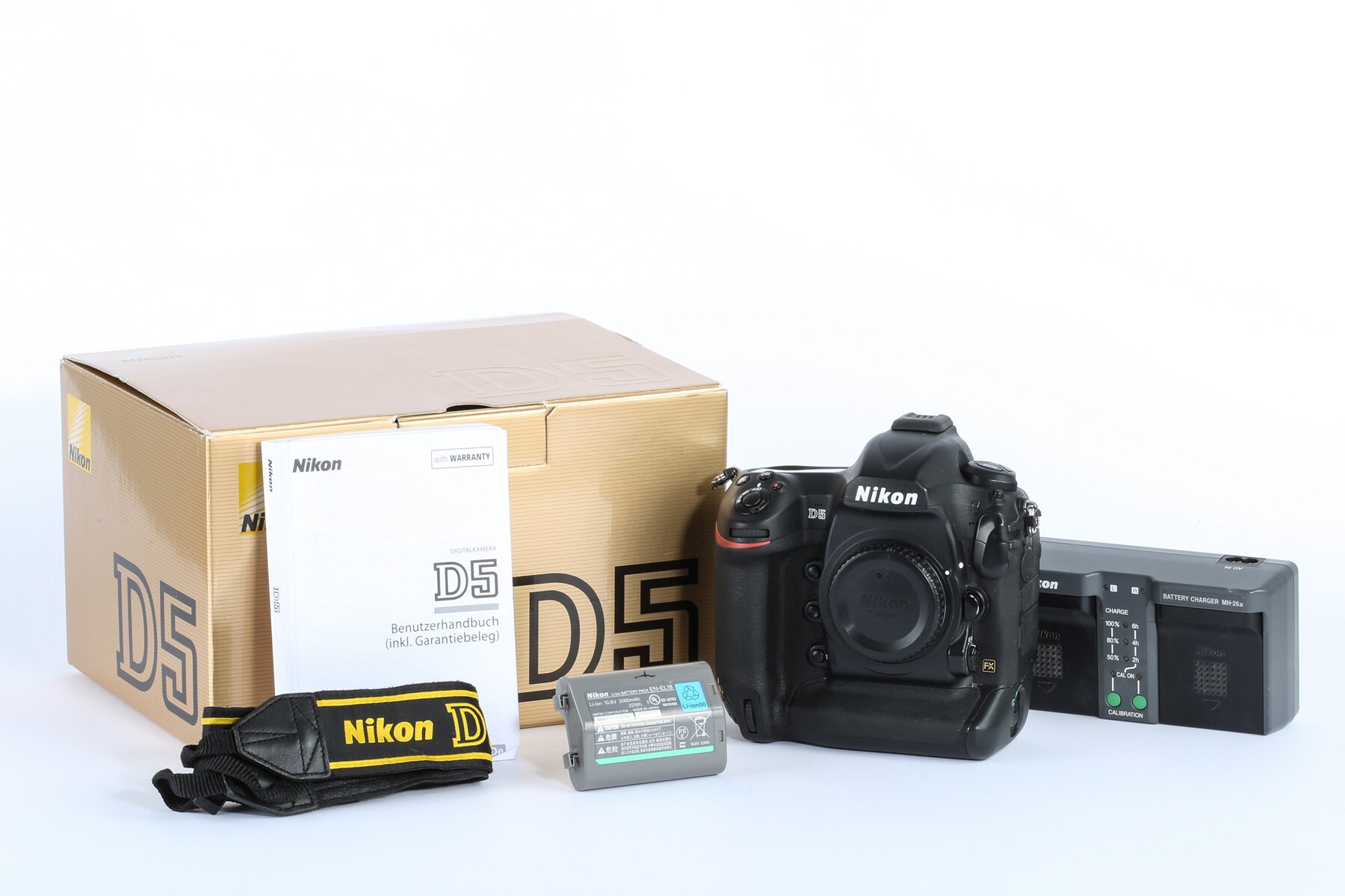 Nikon D5 Shutter count: 375669