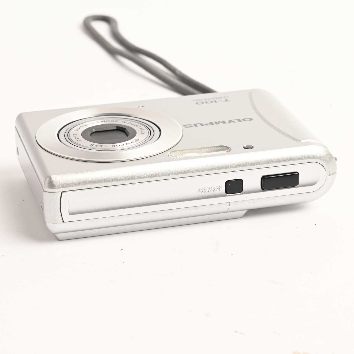 Olympus T-100 Digital Camera AF 3x Optical Zoom 12 MP silber