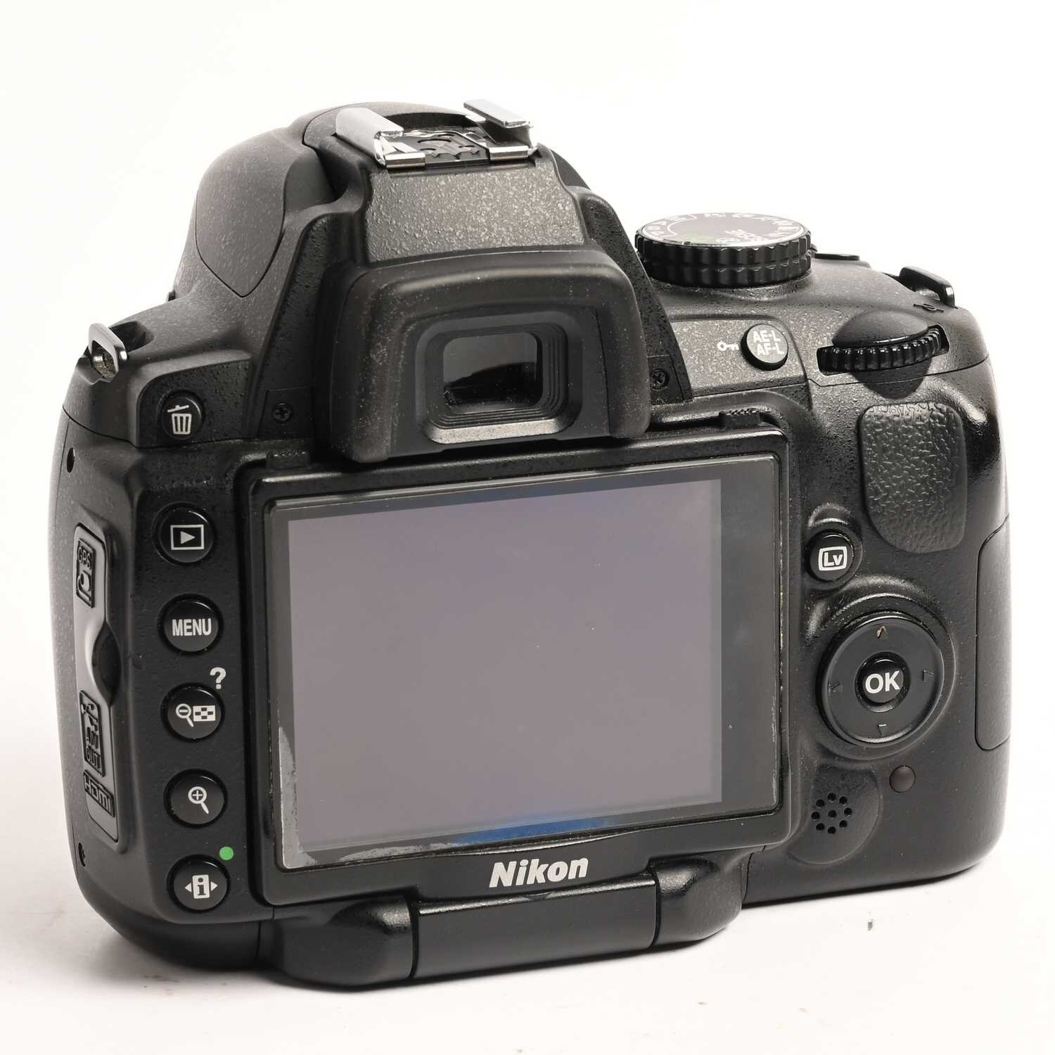 Nikon D5000 DSLR-Kamera 12,3 MP