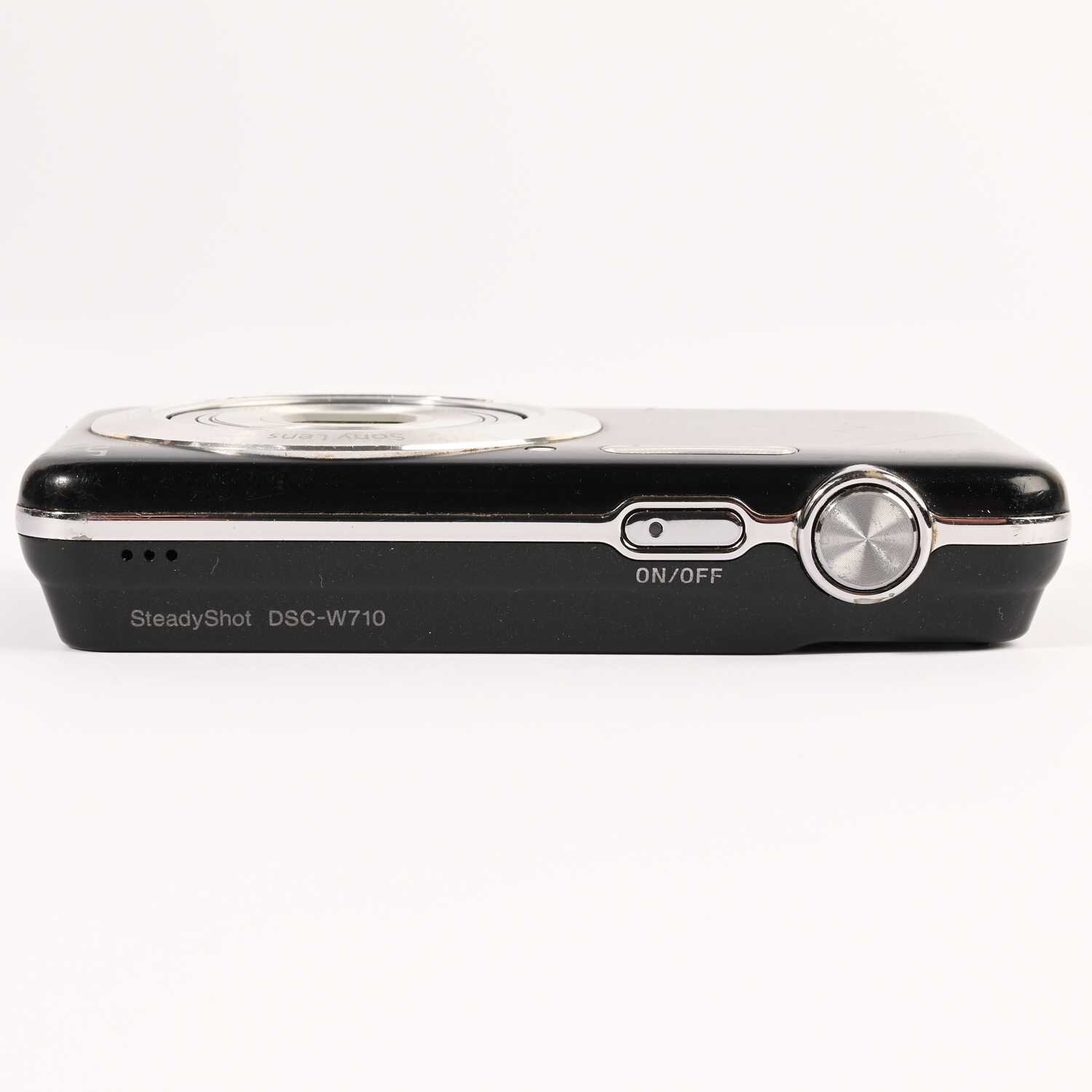 SONY CYBER-SHOT DSC-W710 Digitalkamera Digital Kompaktkamera 16.1 MP 5X