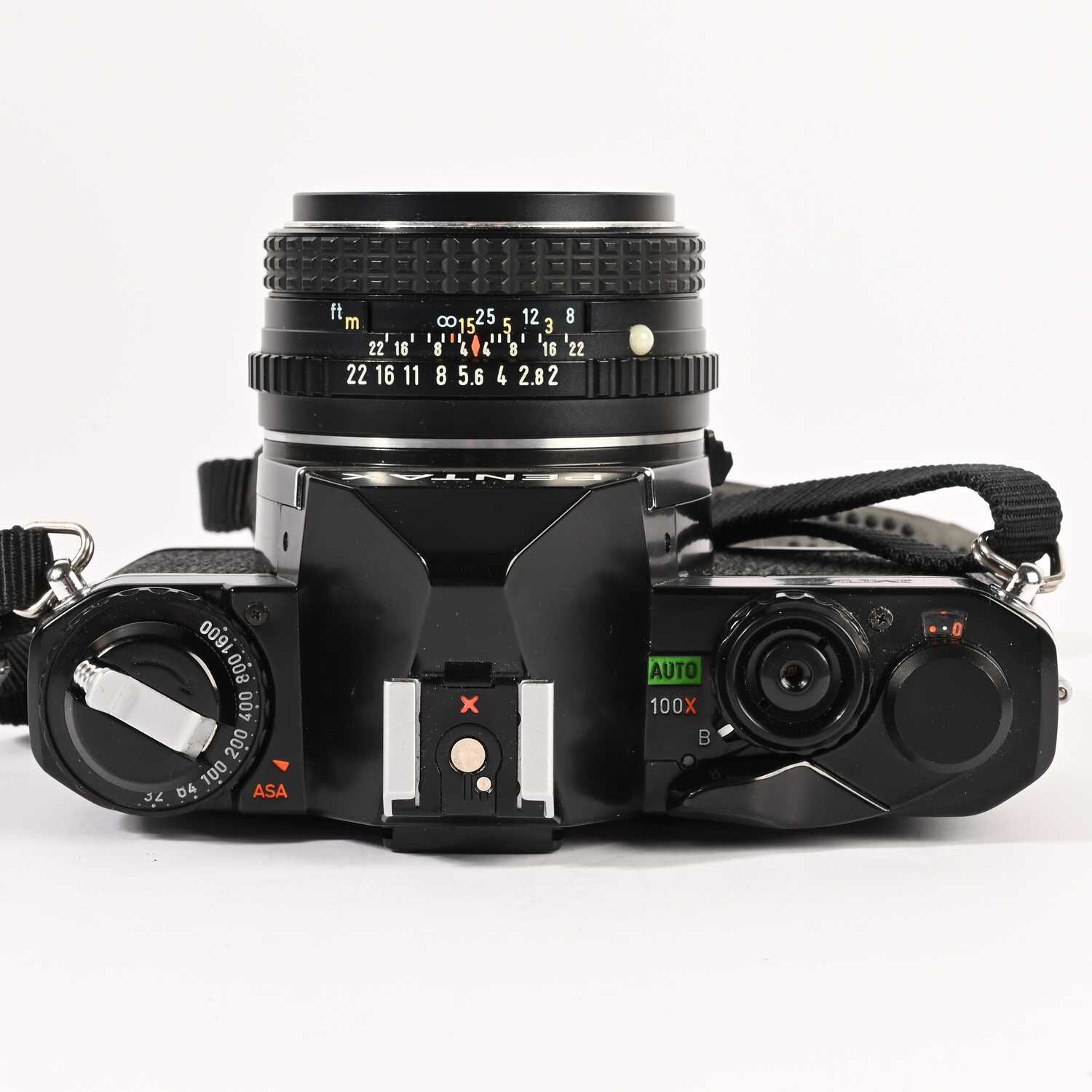 Pentax MV analog film SLR Kamera SMC Pentax-M 1:2 50mm black