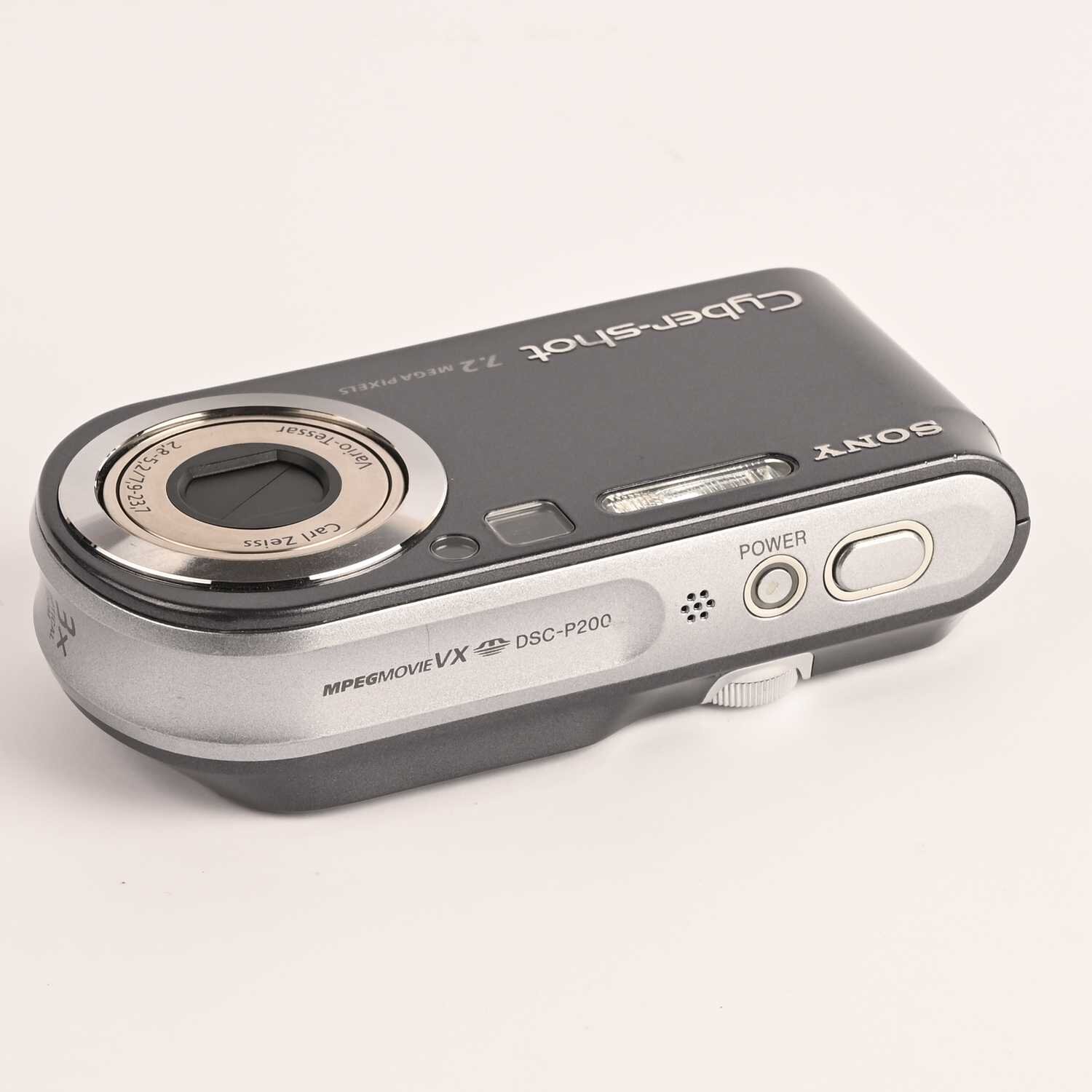 Sony Cyber-shot DSC-P200 Digitalkamera Cybershot 7,2 MP 3x Zoom