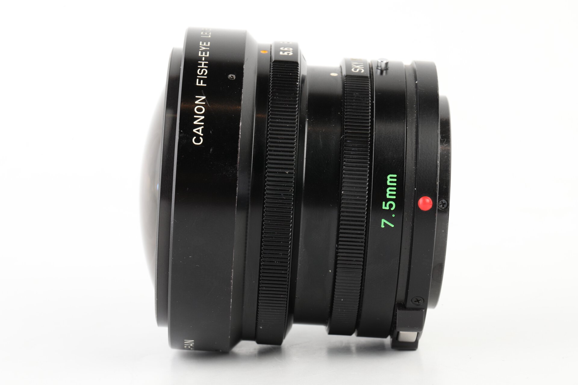 Canon FD 7,5mm 5,6 Fish-Eye Lens
