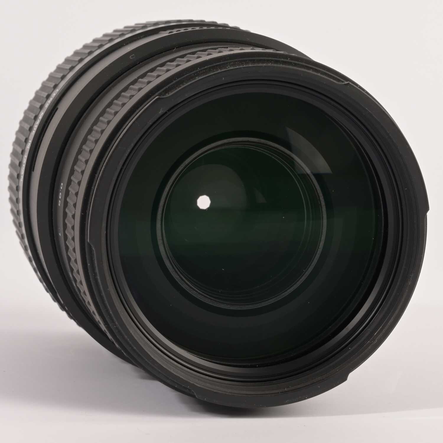 Sigma Objektiv 70-300mm 1:4-5.6 DG macro Nikon F