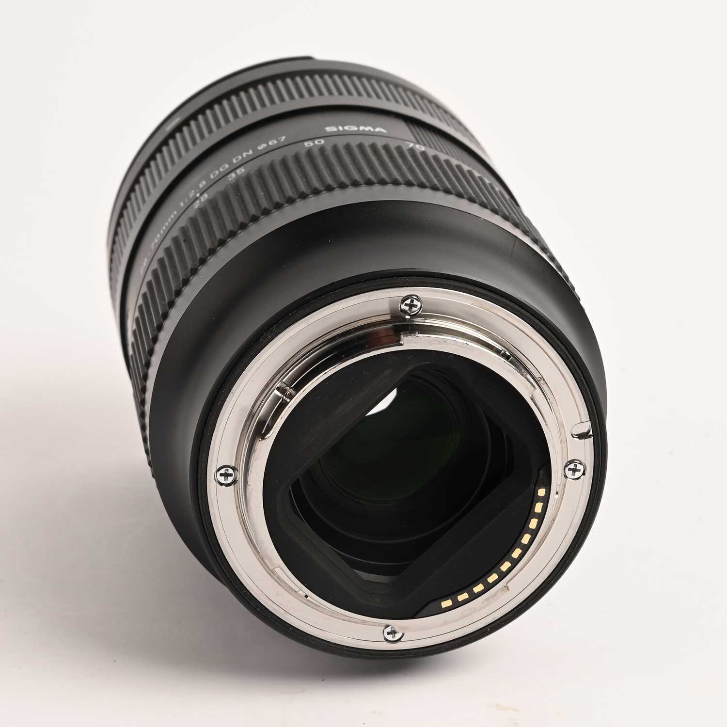 Sigma 28-70mm F2.8 DG DN Contemporary Sony E-Mount Vollformat