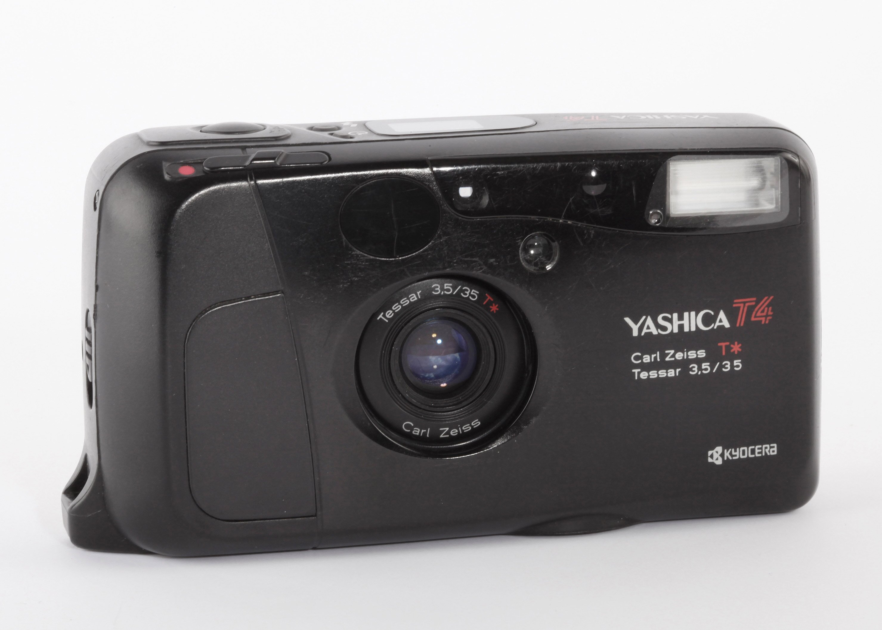Yashica T4 Carl Zeiss T* Tessar 3,5/35mm