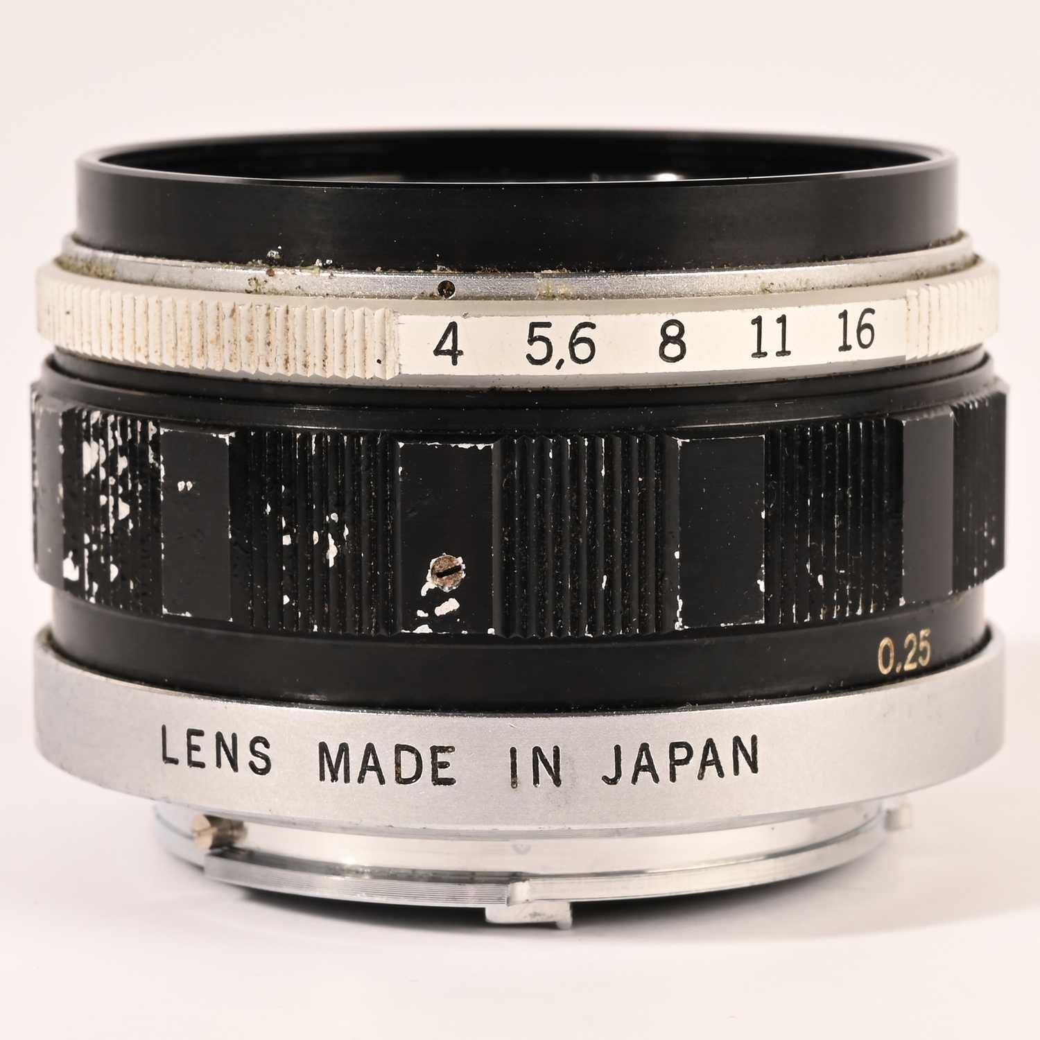 Olympus Zuiko Auto-W 4/25 mm Lens